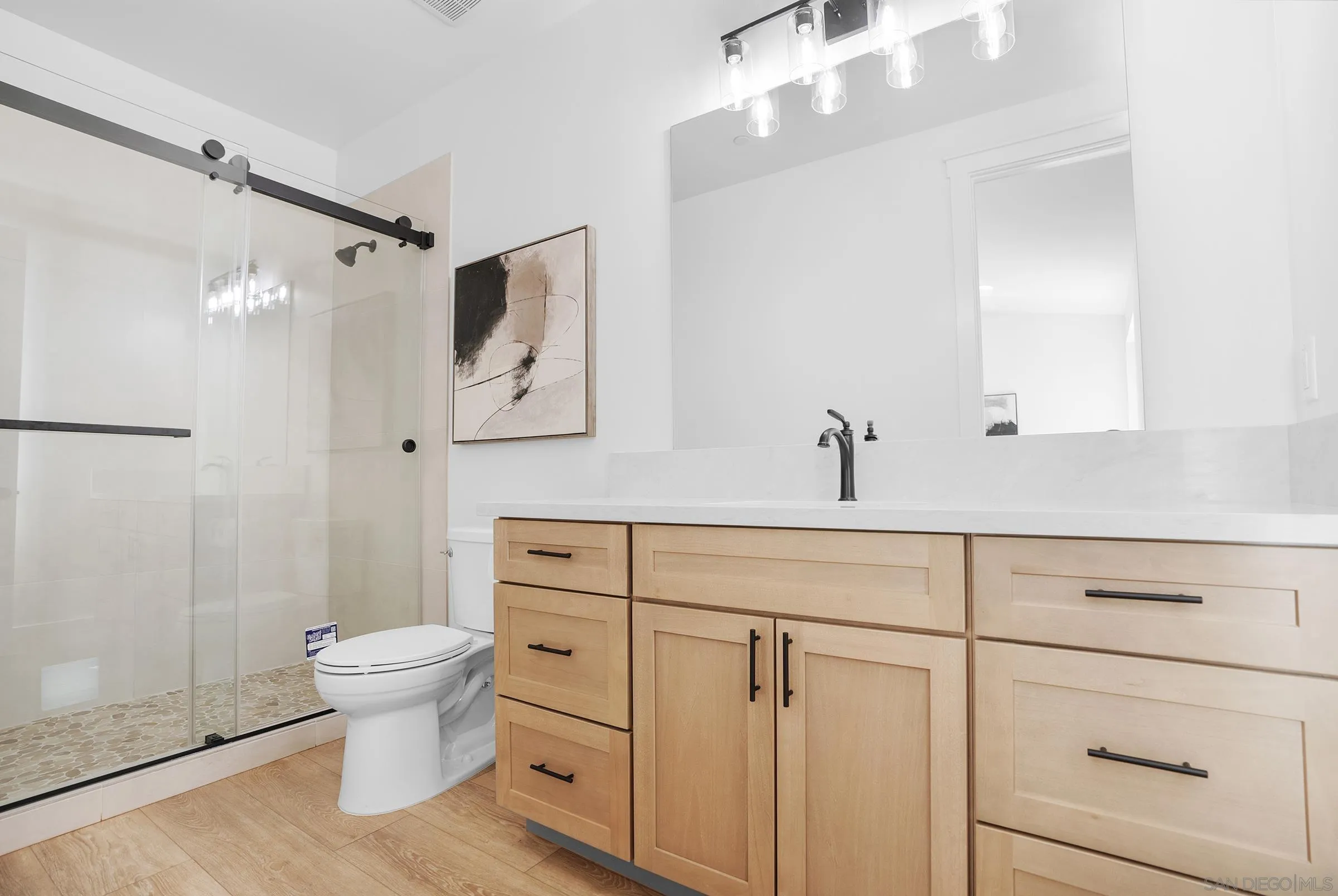 https://cdn.realtyfeed.com/cdn/127/260018273/90eac57c04652857ee41c40fbb9f6ad5.webp