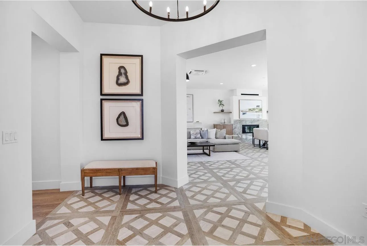 https://cdn.realtyfeed.com/cdn/127/260018273/d9ea2294f5851184907bcd8236c27f16.webp