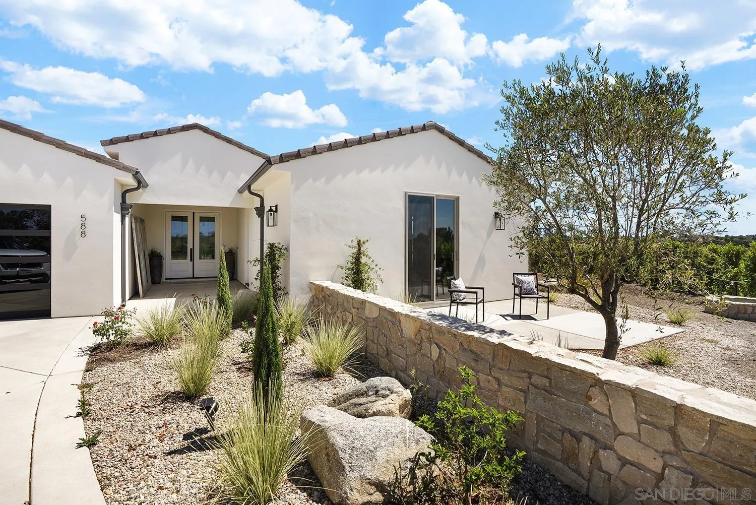 588 Twin Country Ln, Fallbrook, CA 92028 - Photo 2 of 50, Fallbrook, CA