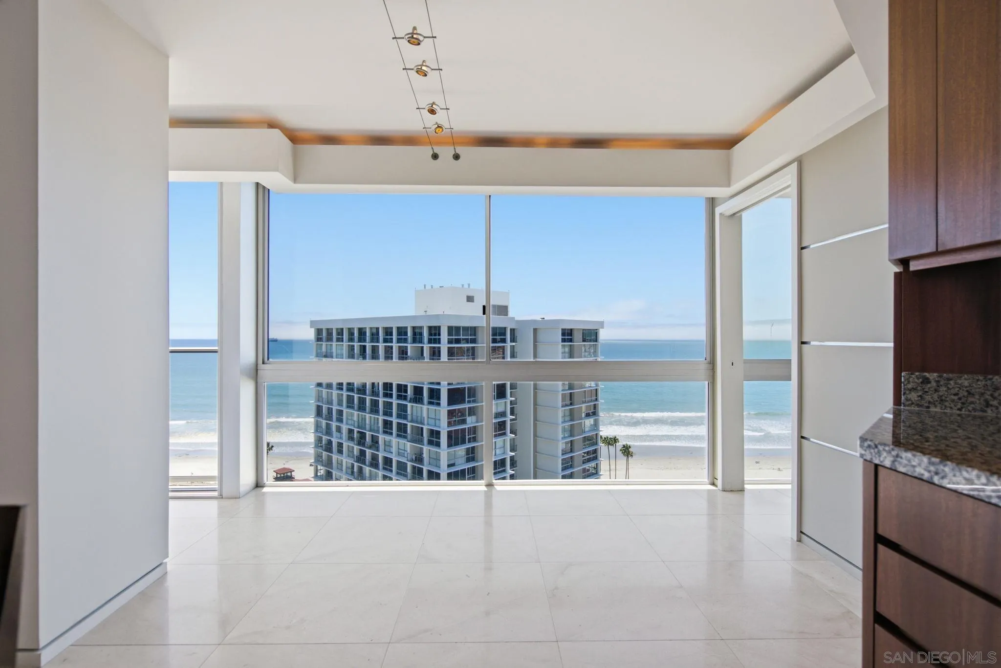 Photo #10: 260018289 Listing: Photo #10