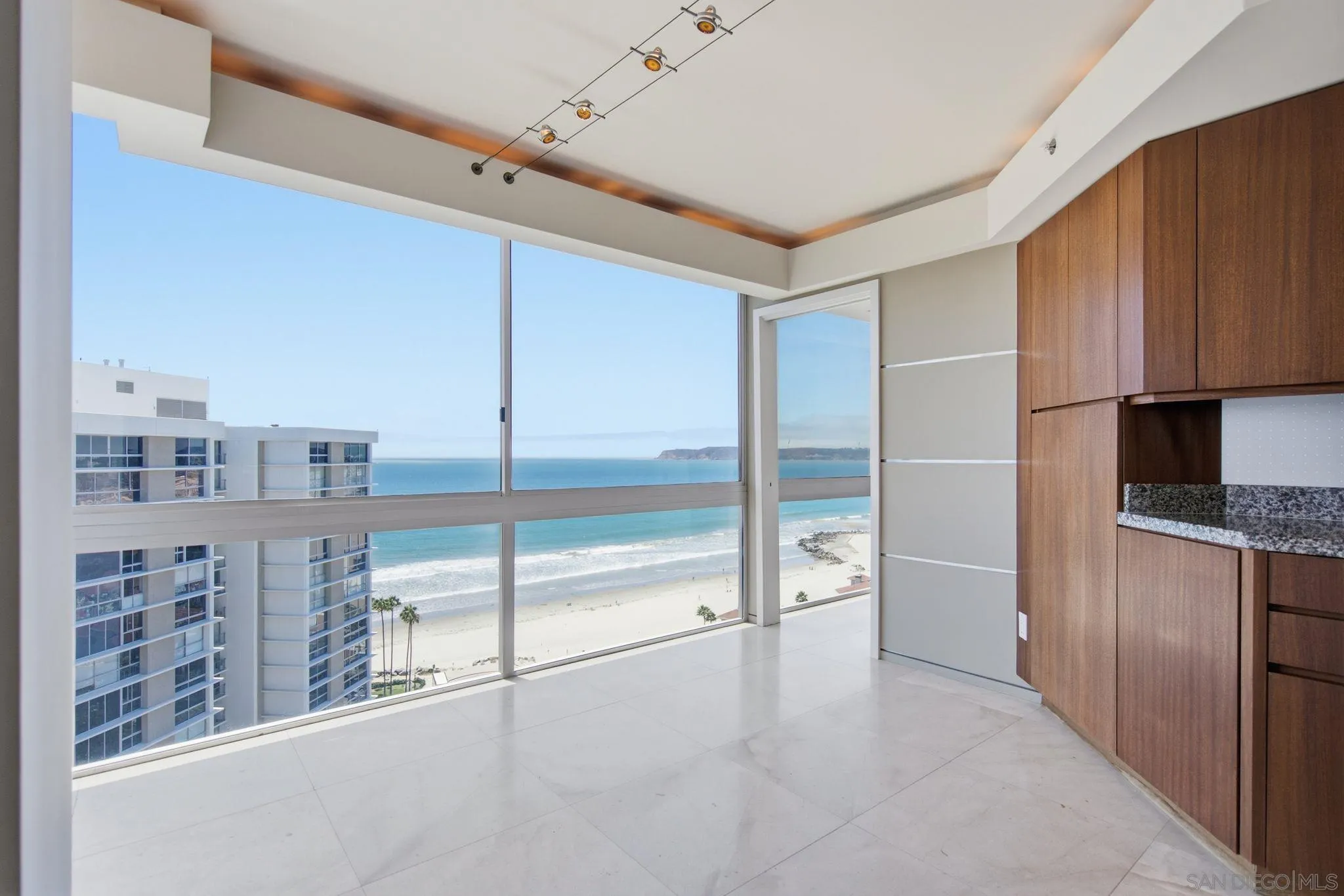 Photo #11: 260018289 Listing: Photo #11