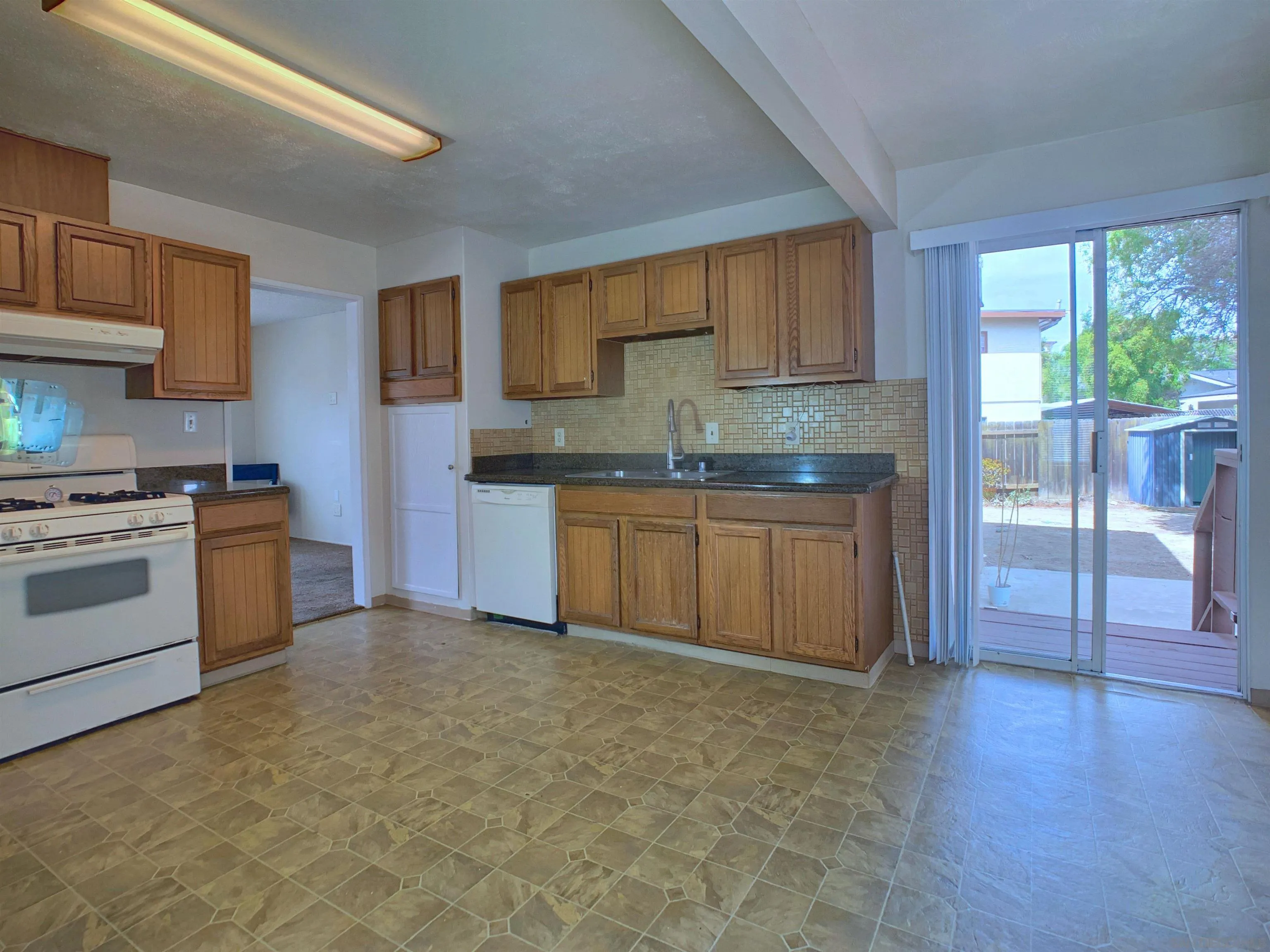 6190 Dixie Dr, La Mesa, CA 91942 - Photo 3 of 22, La Mesa, CA