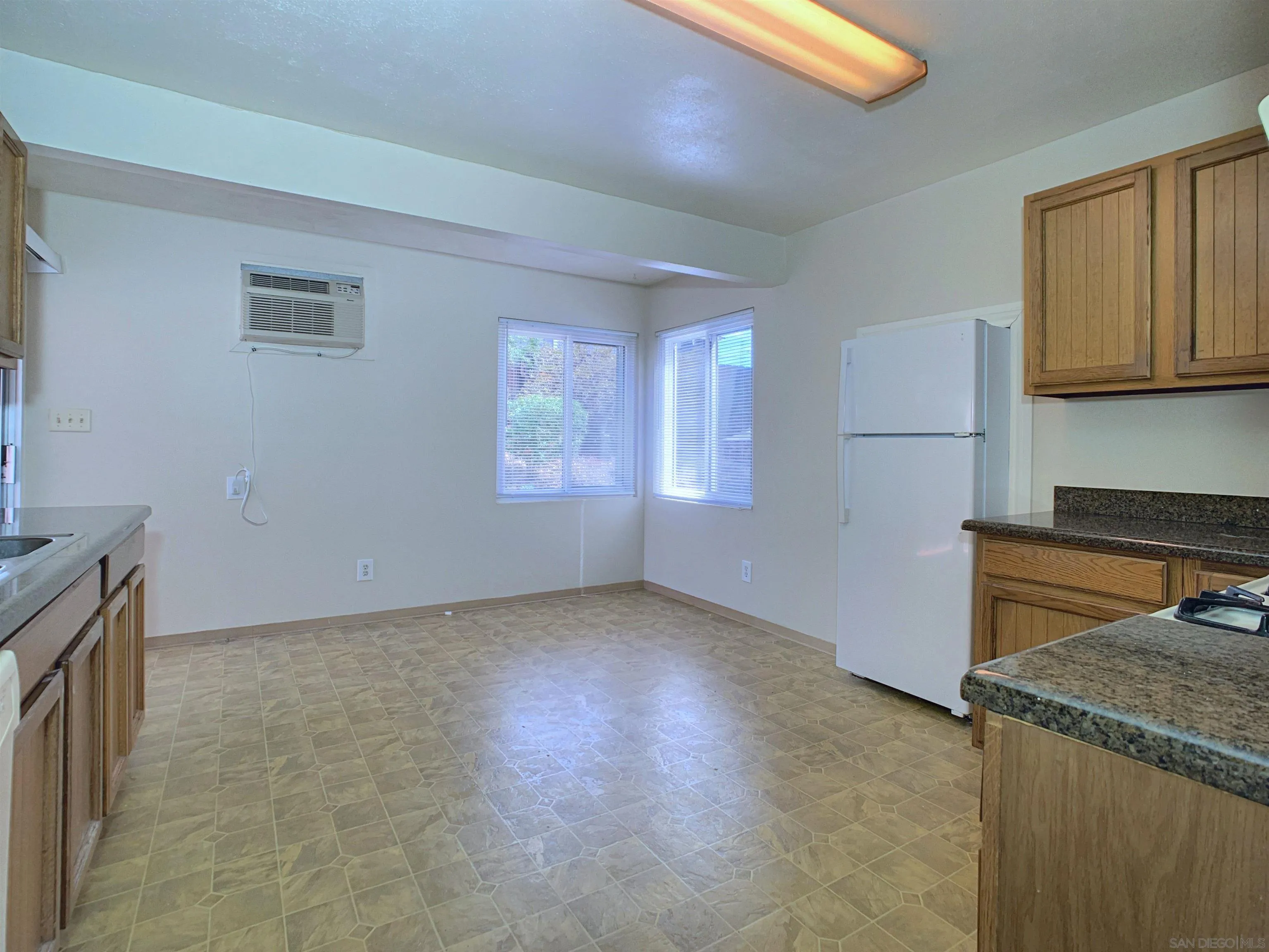 6190 Dixie Dr, La Mesa, CA 91942 - Photo 5 of 22, La Mesa, CA
