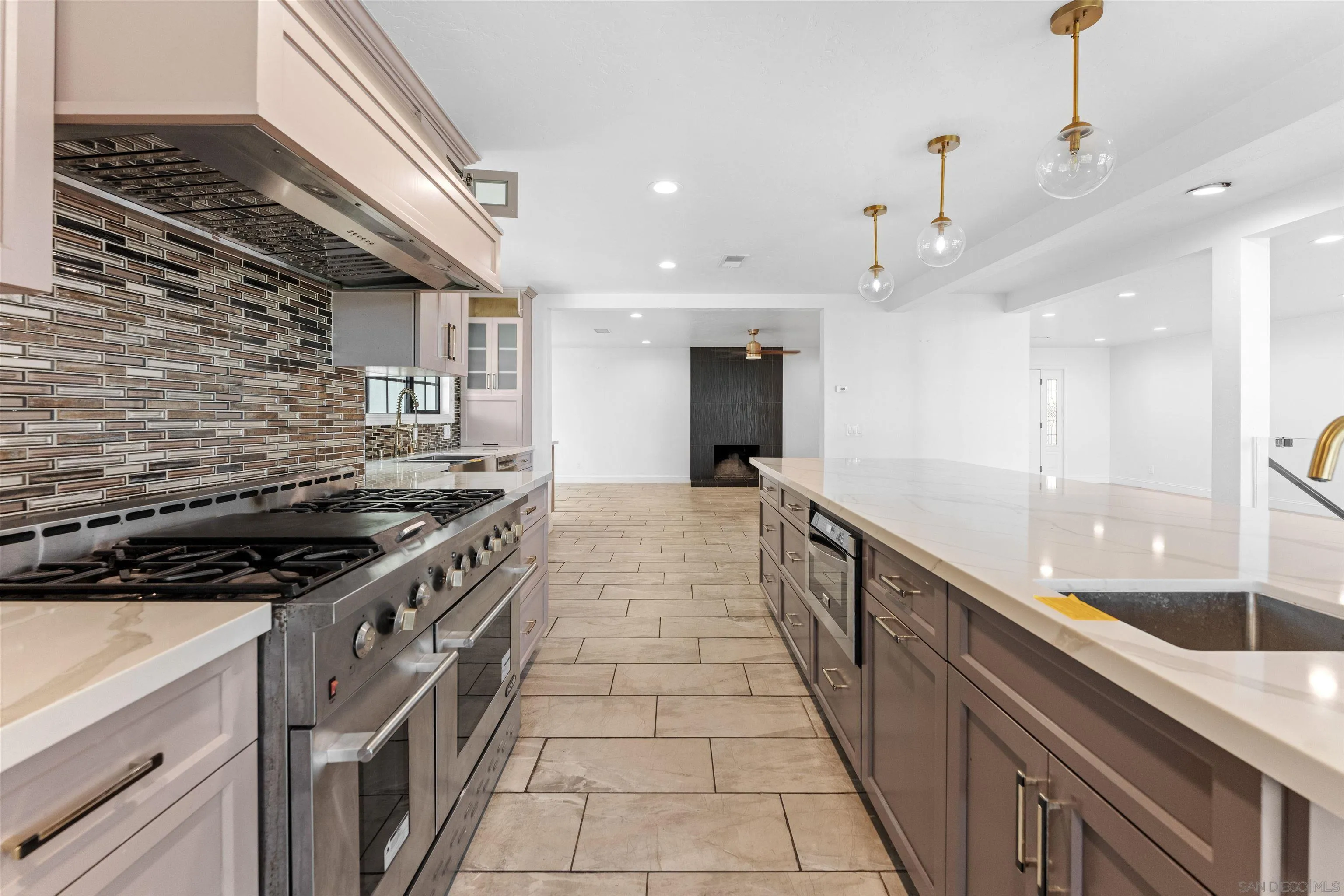 3006 Skycrest Drive, Fallbrook, CA 92028, photo 9