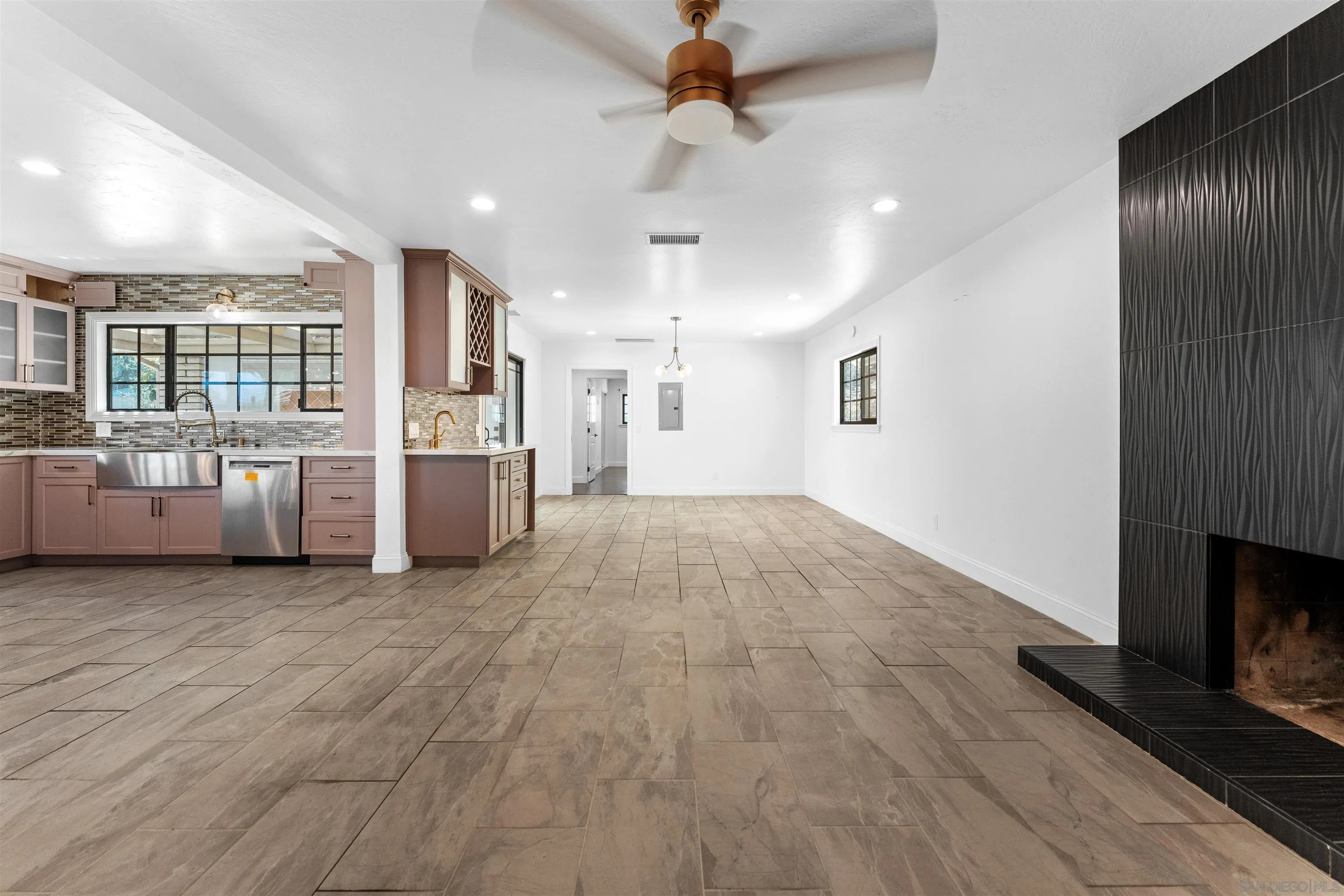 3006 Skycrest Drive, Fallbrook, CA 92028, photo 10