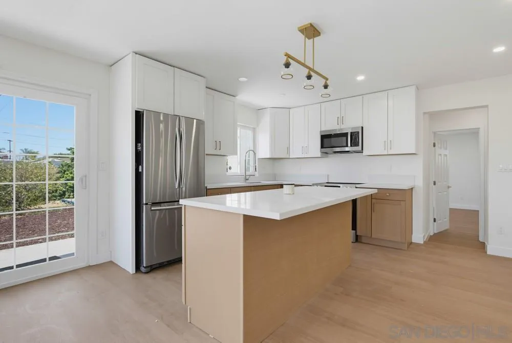 https://cdn.realtyfeed.com/cdn/127/260018297/310282a05feb66690f720424daaad7ba.webp