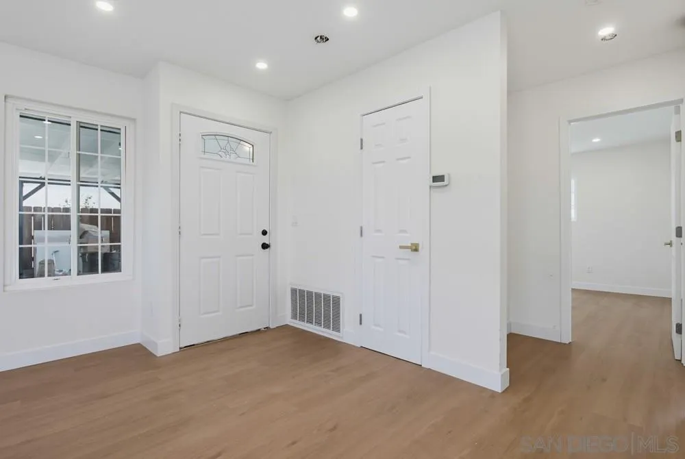https://cdn.realtyfeed.com/cdn/127/260018297/38f3d542e245528652e522a8193b2f56.webp