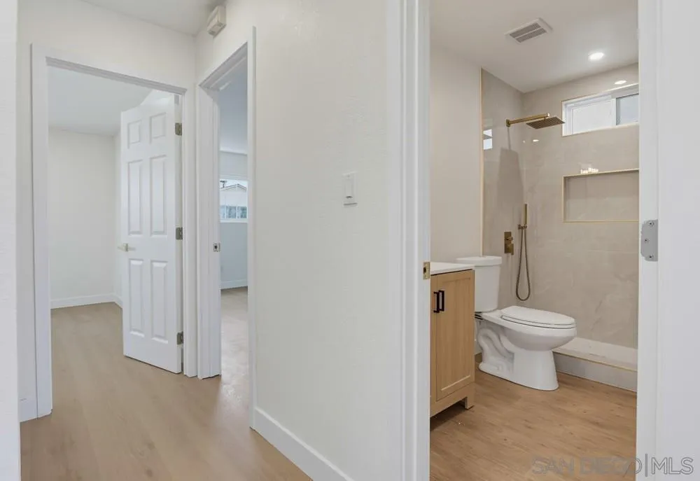 https://cdn.realtyfeed.com/cdn/127/260018297/b1f279c6e52951f662b7524aef8ca771.webp