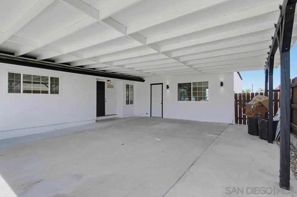 https://cdn.realtyfeed.com/cdn/127/260018297/bef4e08be8fe0477b9203f1f2729b9bf.webp