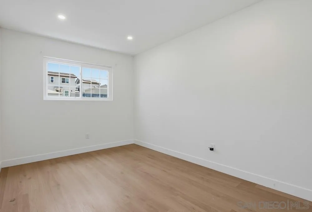 https://cdn.realtyfeed.com/cdn/127/260018297/d01fe1e7db64aeb25f460b800fb8ccad.webp