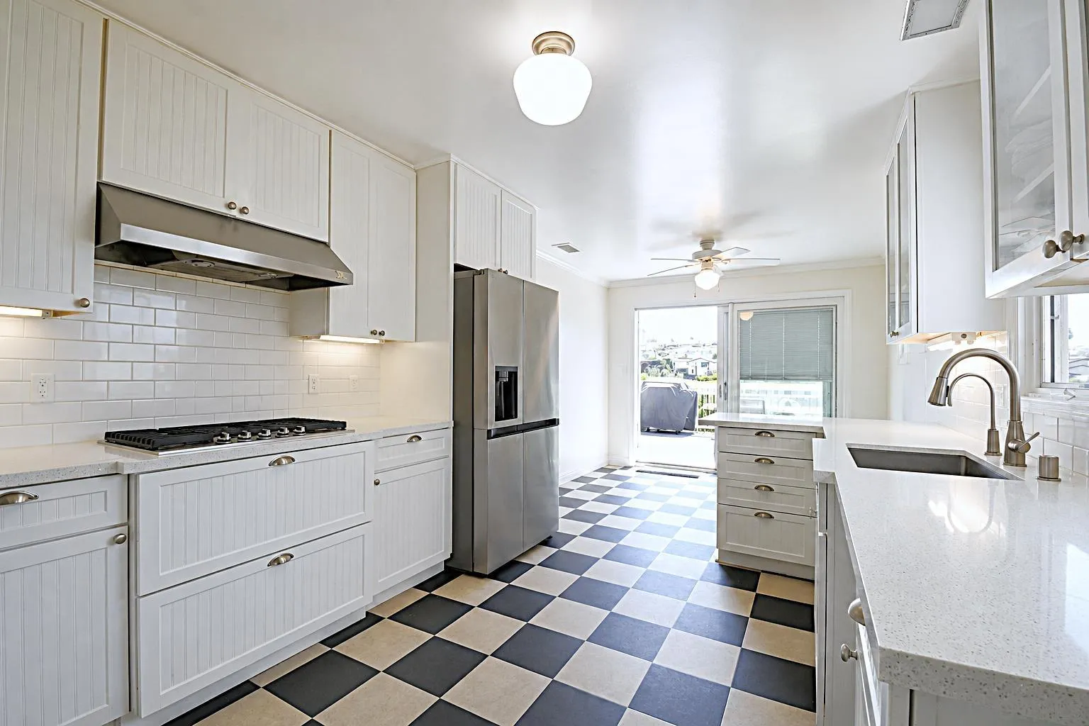 https://cdn.realtyfeed.com/cdn/127/260018298/0e19c3baf2fb95415bec12454c660469.webp