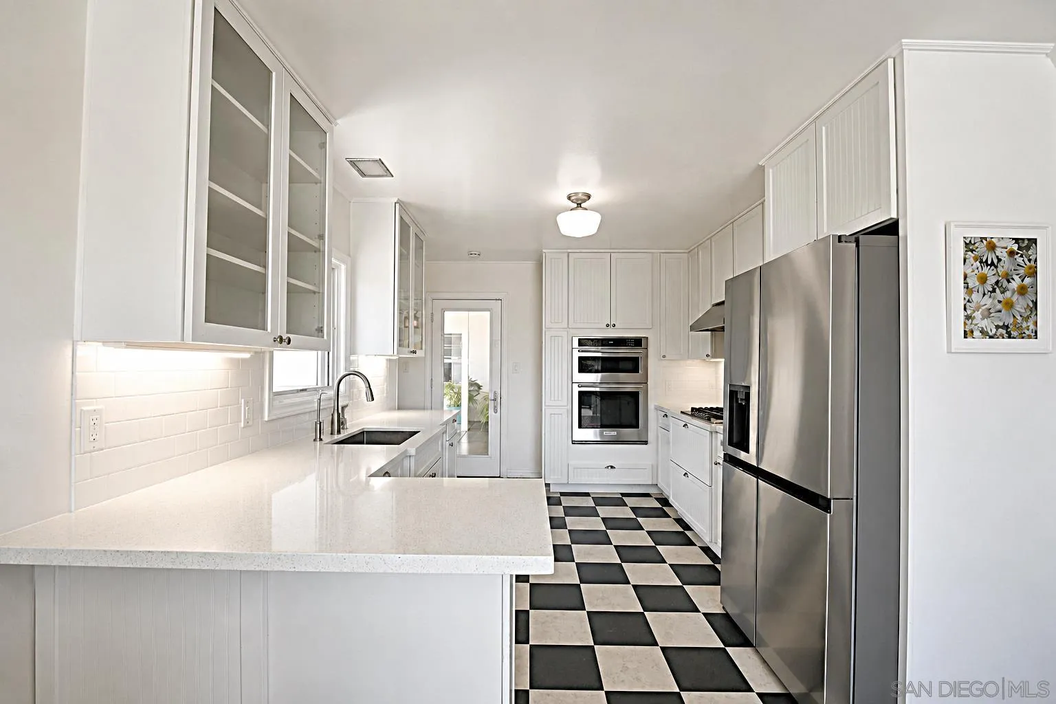 https://cdn.realtyfeed.com/cdn/127/260018298/53a8e92eb12bf507ba54dc7dad846ffb.webp