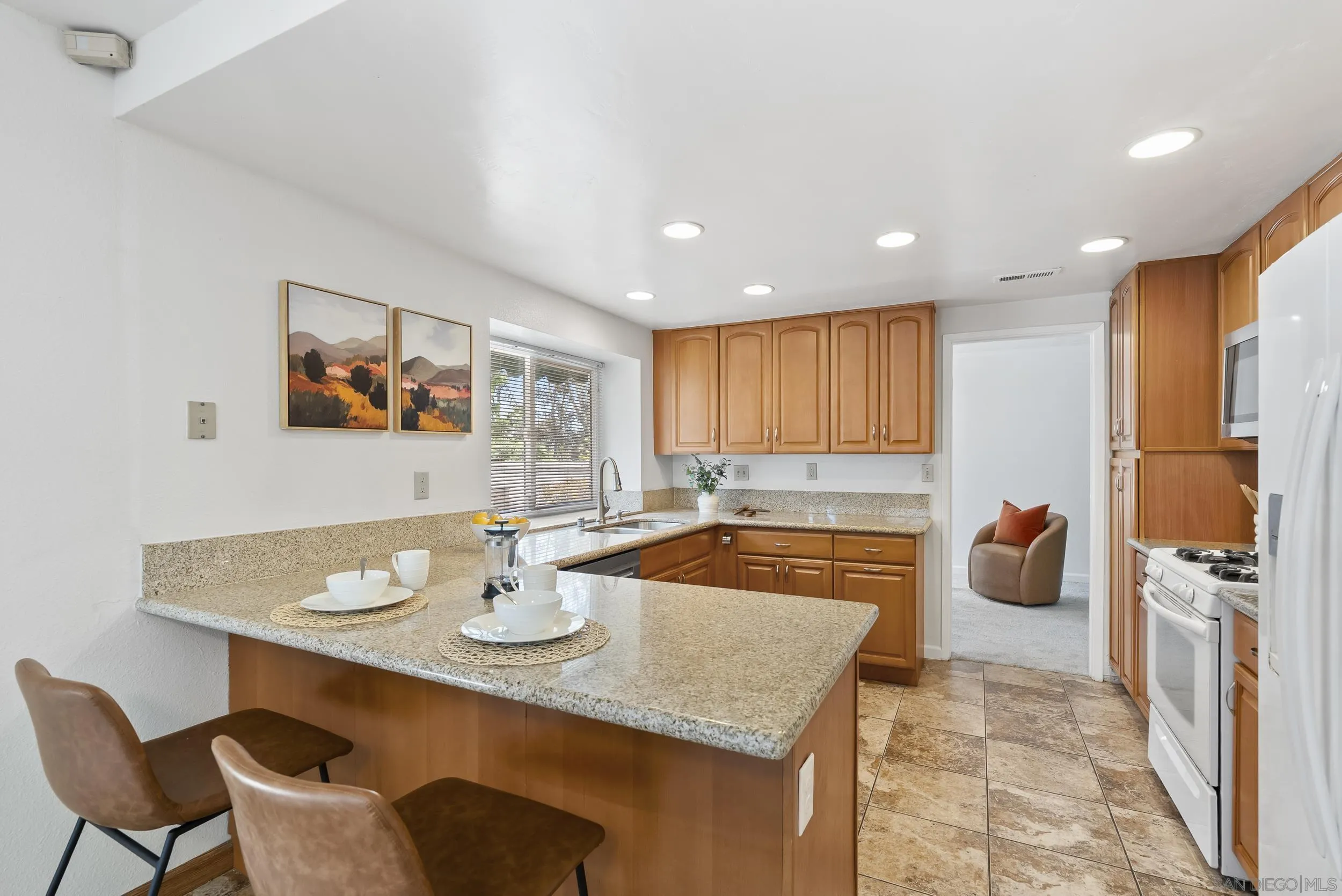 https://cdn.realtyfeed.com/cdn/127/260018299/19ec777c28367b5abf51e61fb853a6ad.webp