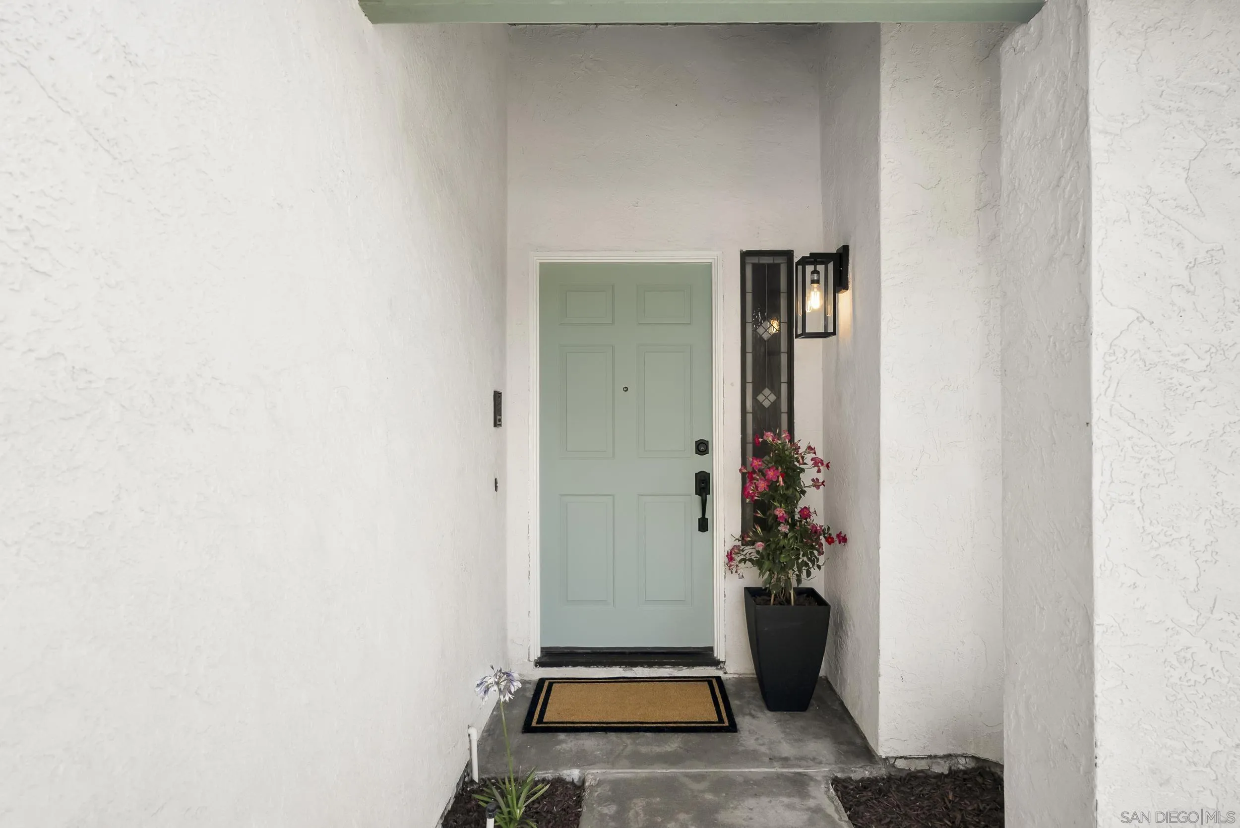 https://cdn.realtyfeed.com/cdn/127/260018299/45a991790ee93d05e6ca9ef3700cb028.webp