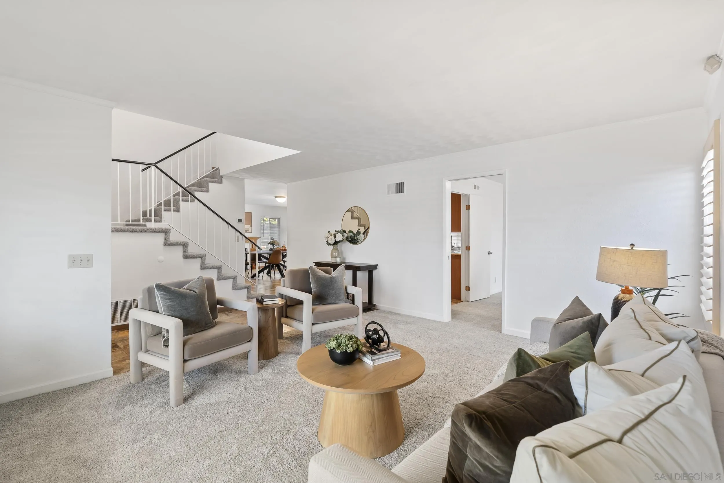 https://cdn.realtyfeed.com/cdn/127/260018299/a74cfbeffcae7f5541f52536b1c609ca.webp
