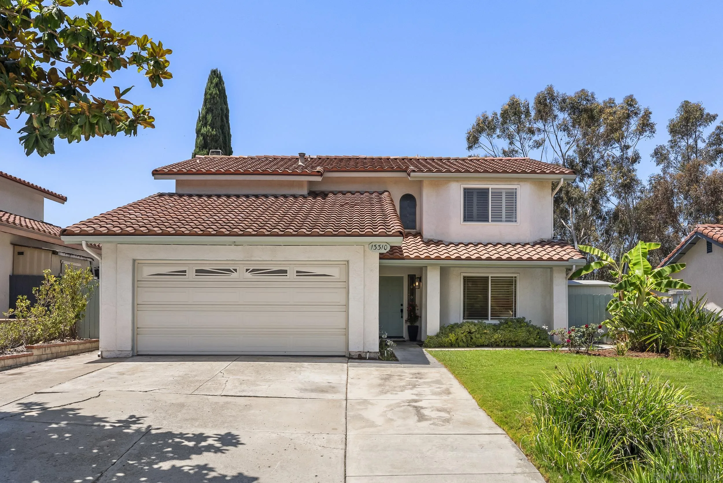 https://cdn.realtyfeed.com/cdn/127/260018299/bde8fa9654209b57b469671c2c8892b7.webp