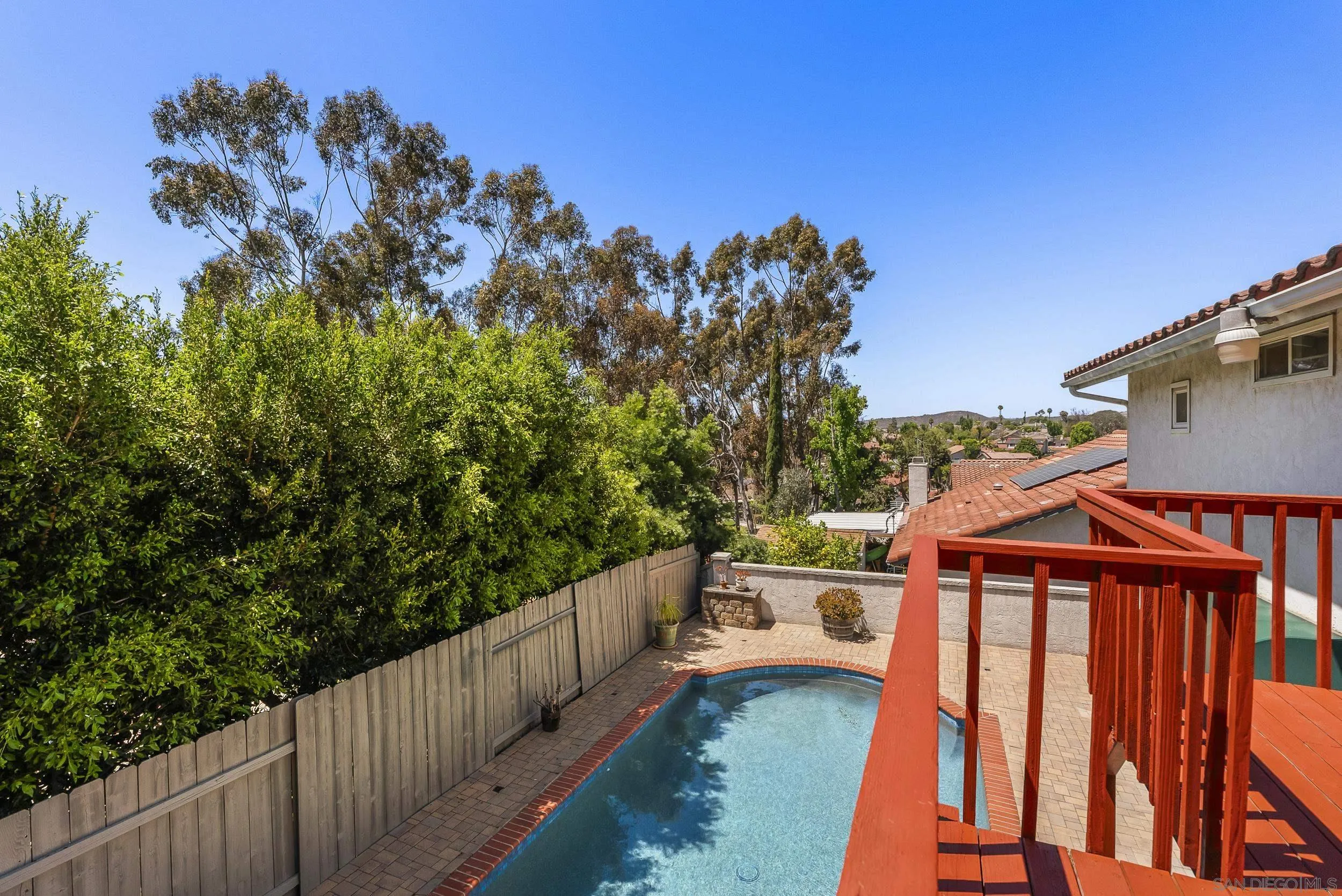 https://cdn.realtyfeed.com/cdn/127/260018299/e382effd6161f17abcda0cb736fd534c.webp