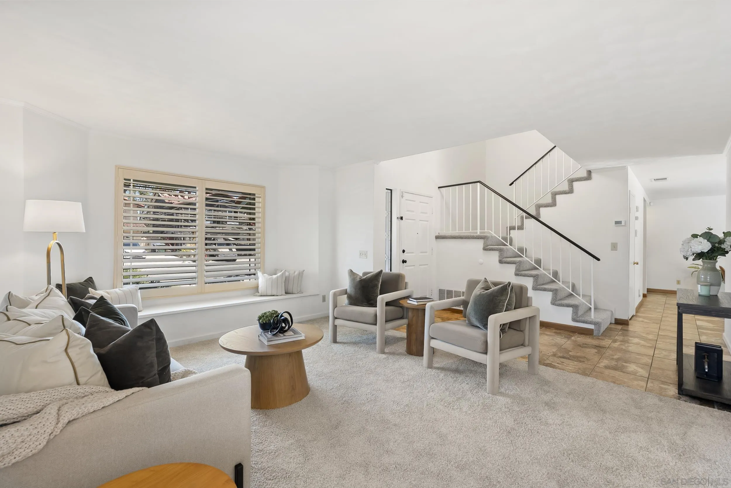 https://cdn.realtyfeed.com/cdn/127/260018299/f35b7cead8e932e044341774583d53b5.webp