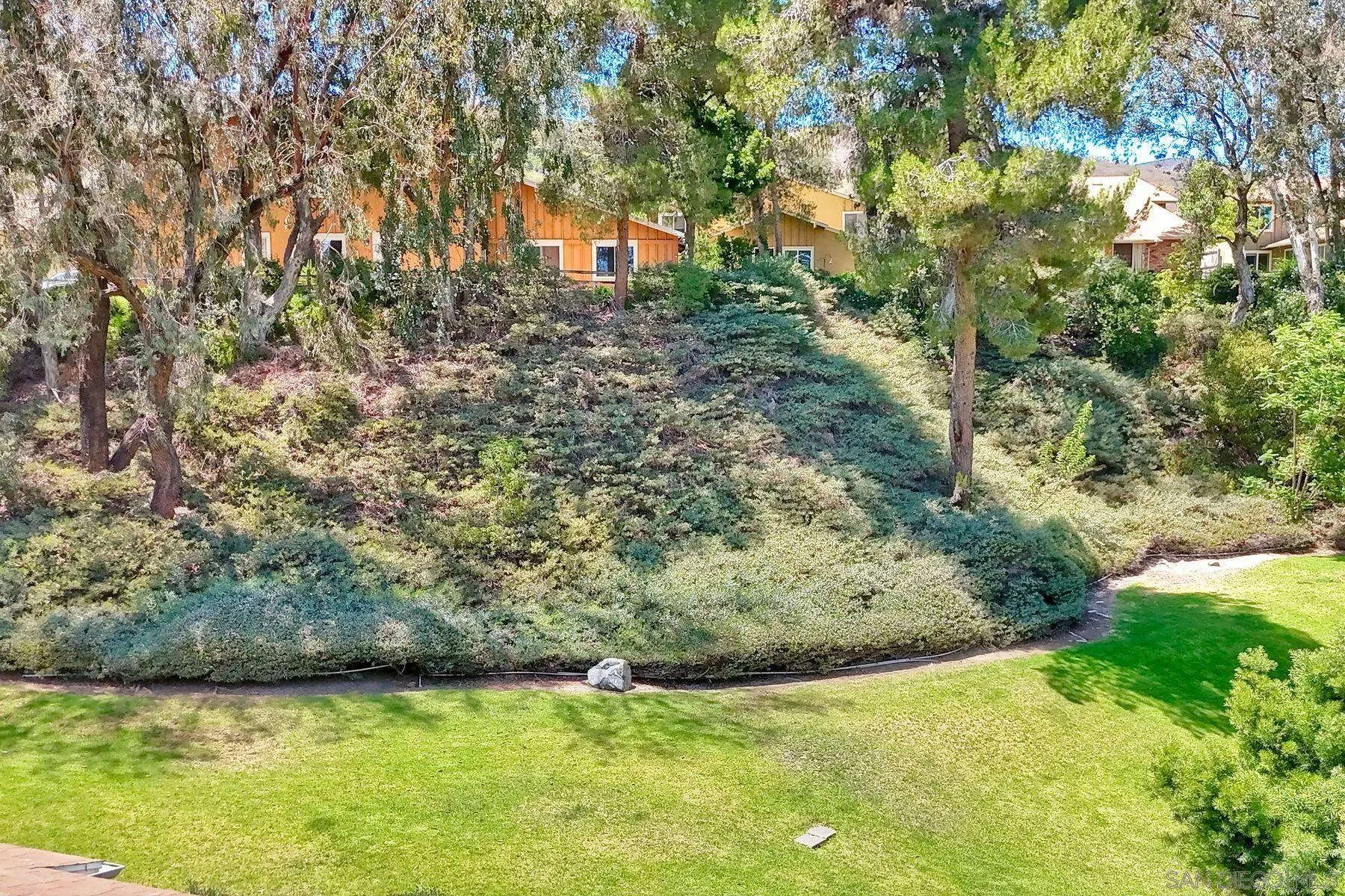 Photo #25: 260018300 Listing: Photo #25