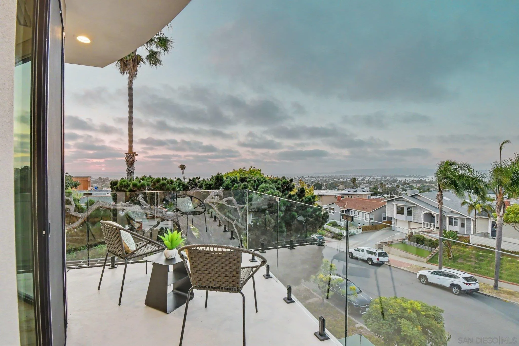 4549 Newport Ave, San Diego, CA 92107 - Photo 5 of 47, San Diego, CA