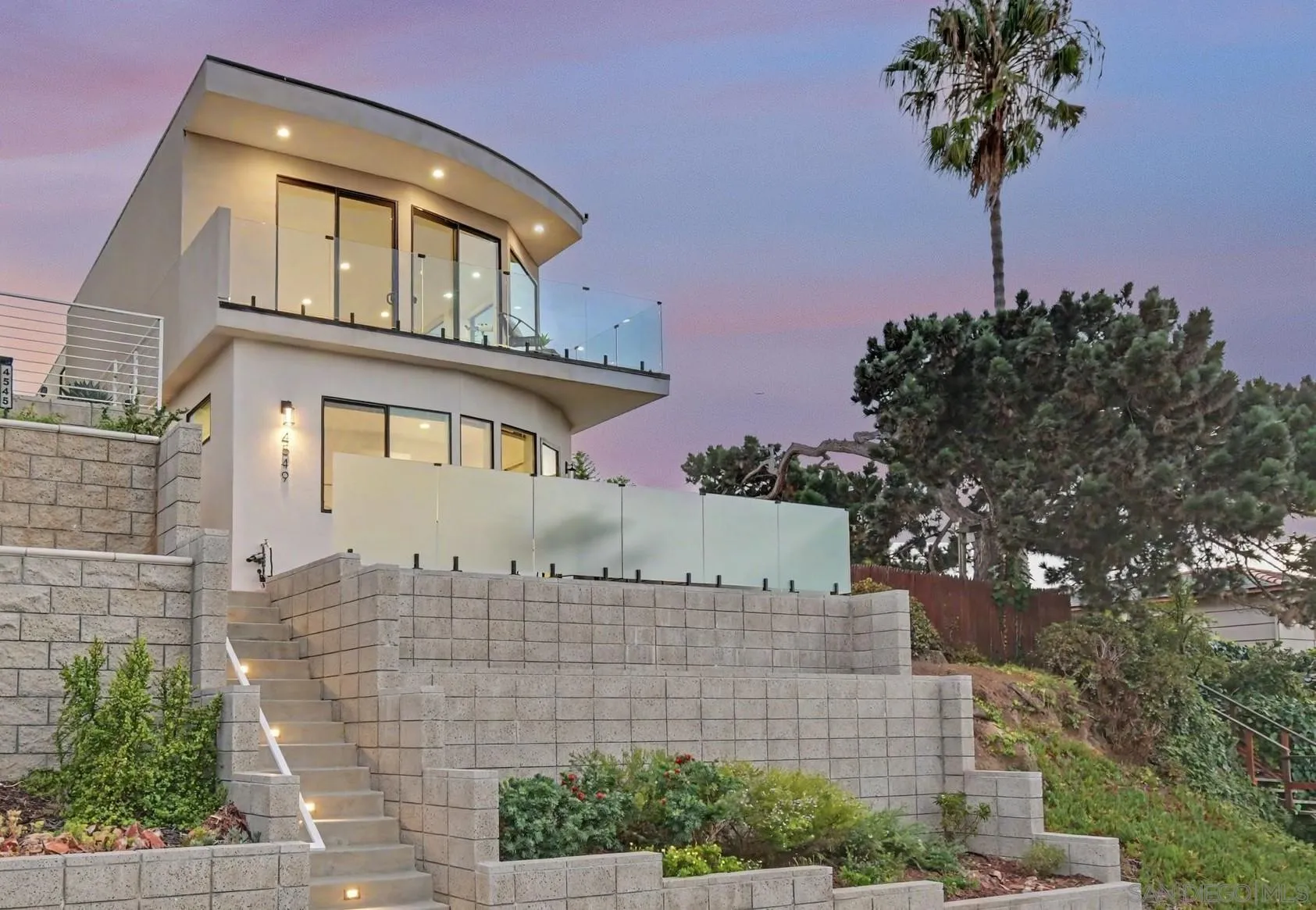 4549 Newport Ave, San Diego, CA 92107 - Main photo, San Diego, CA