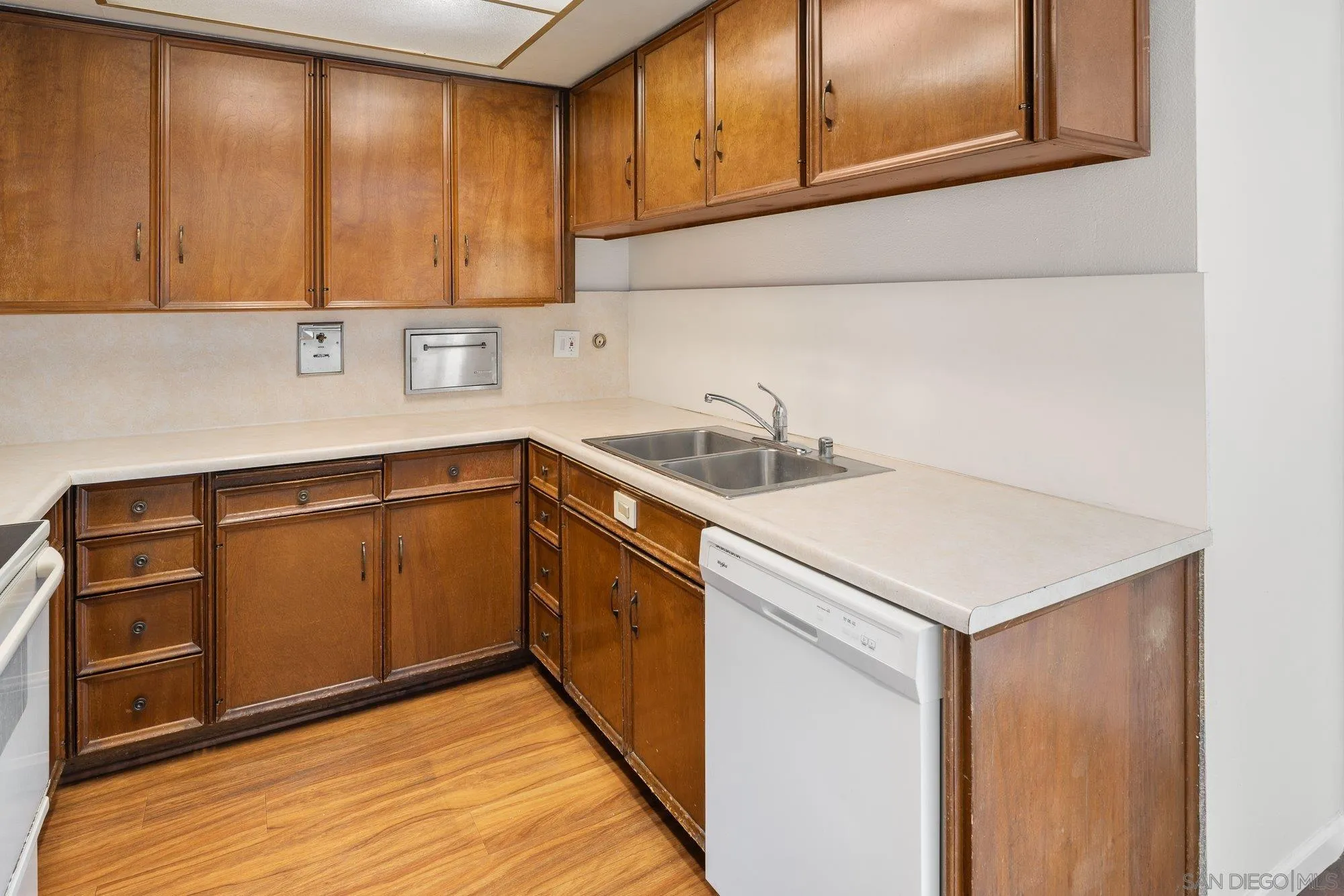 Photo #18: 260018315 Listing: Photo #18