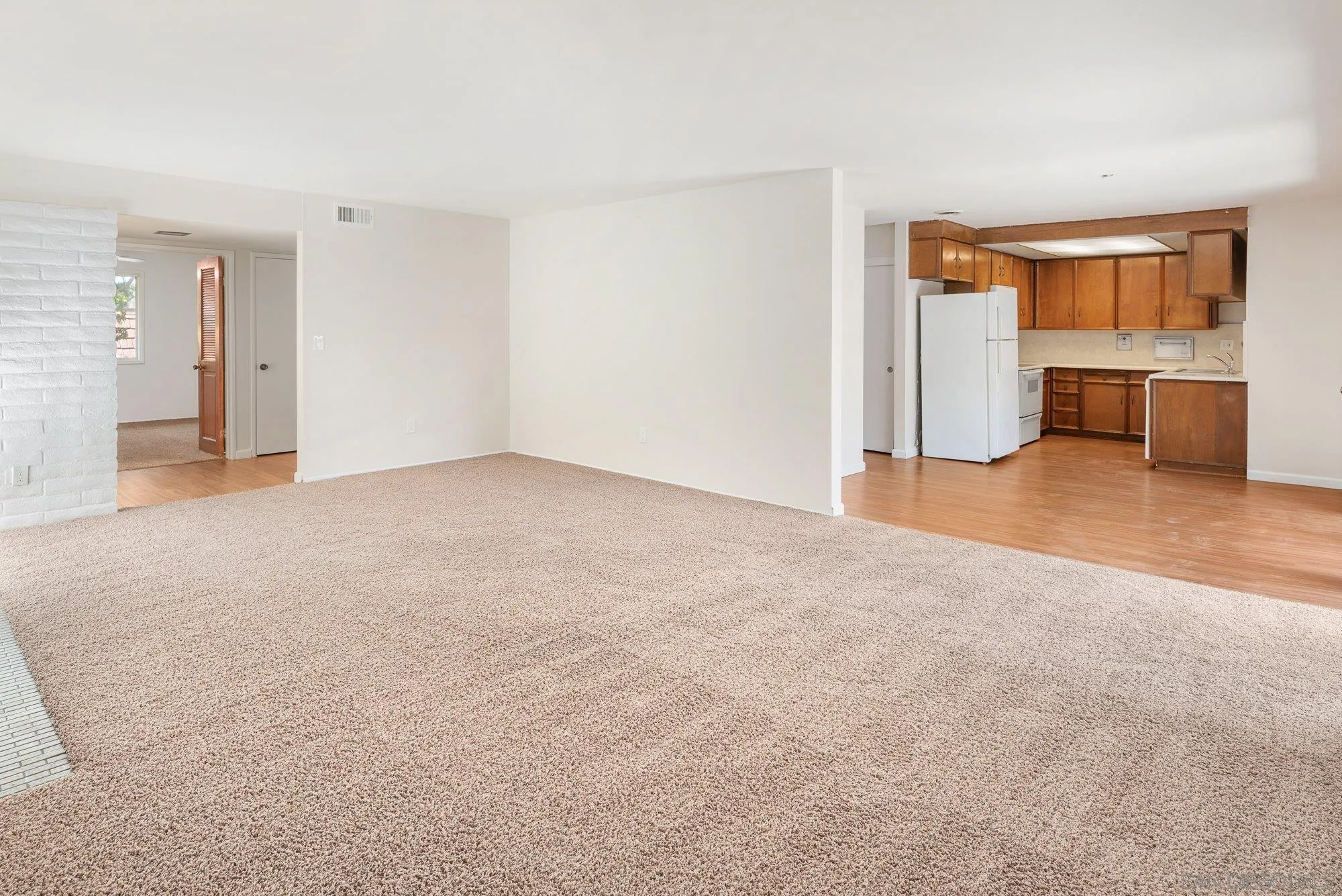 Photo #13: 260018315 Listing: Photo #13