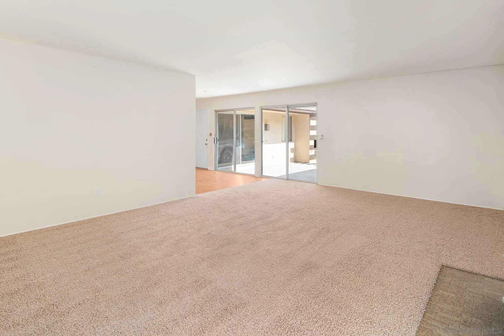 Photo #12: 260018315 Listing: Photo #12