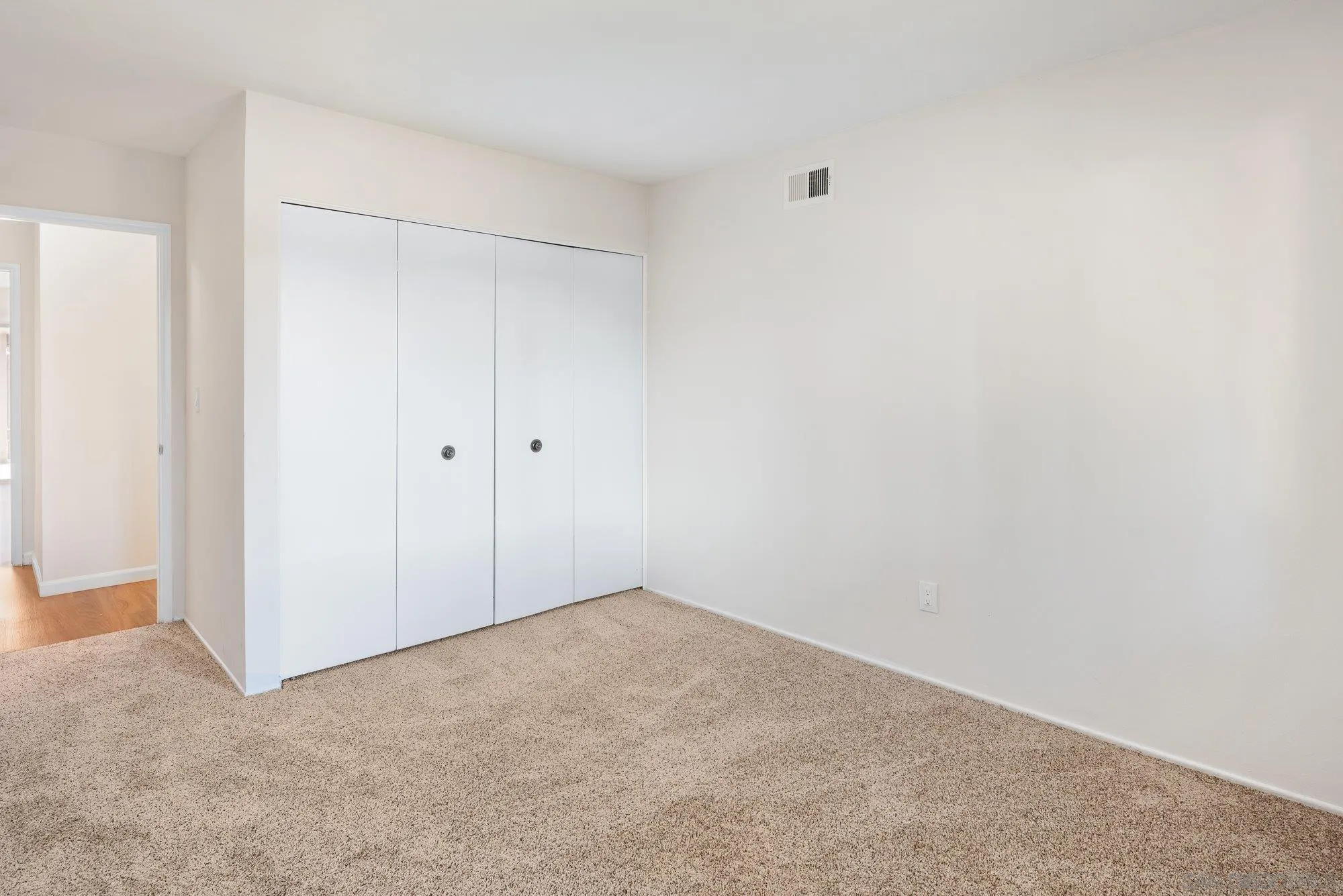 Photo #28: 260018315 Listing: Photo #28