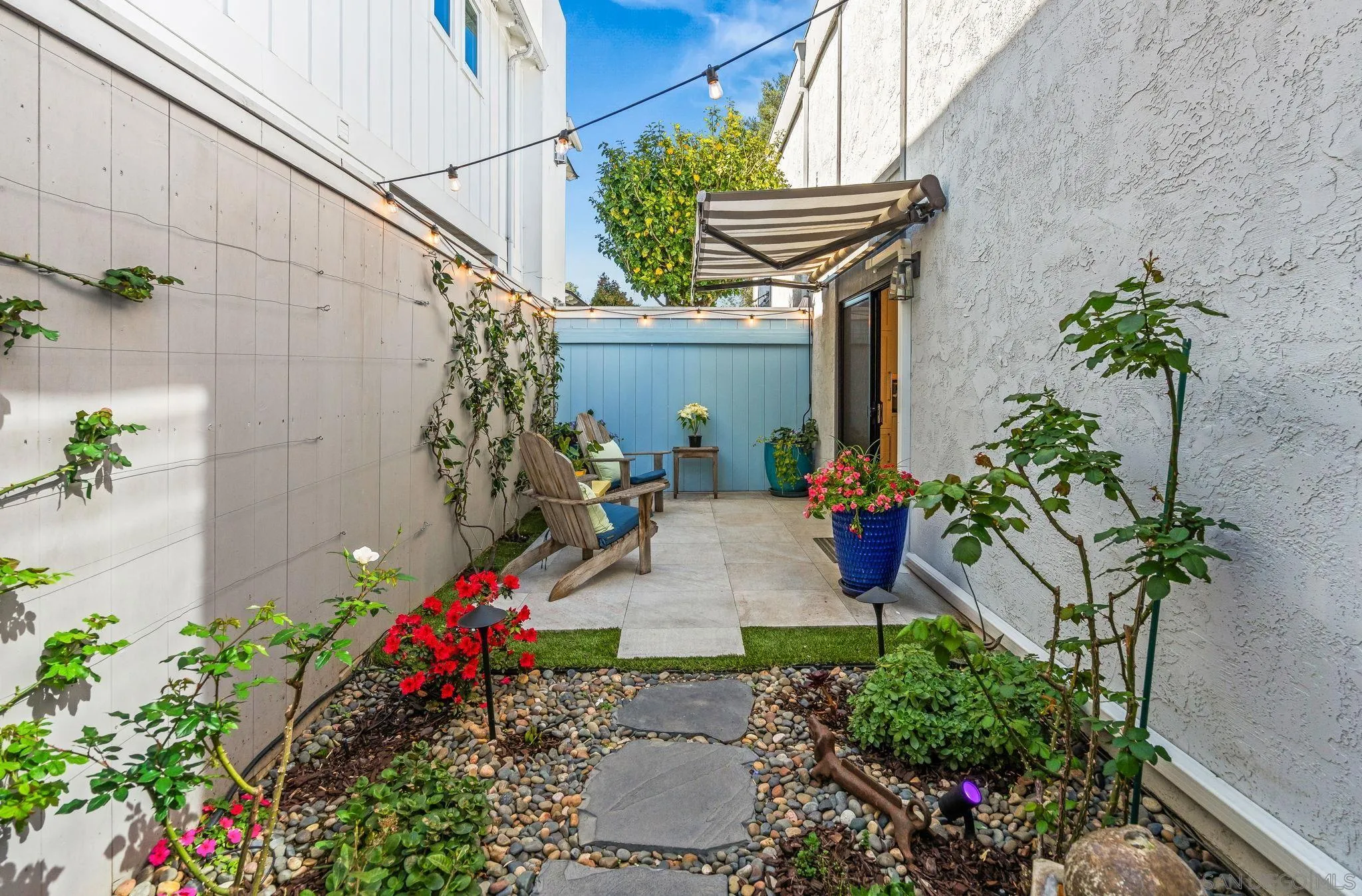 https://cdn.realtyfeed.com/cdn/127/260018335/0692f6cb2e525f7876d4799cc0fee0ca.webp