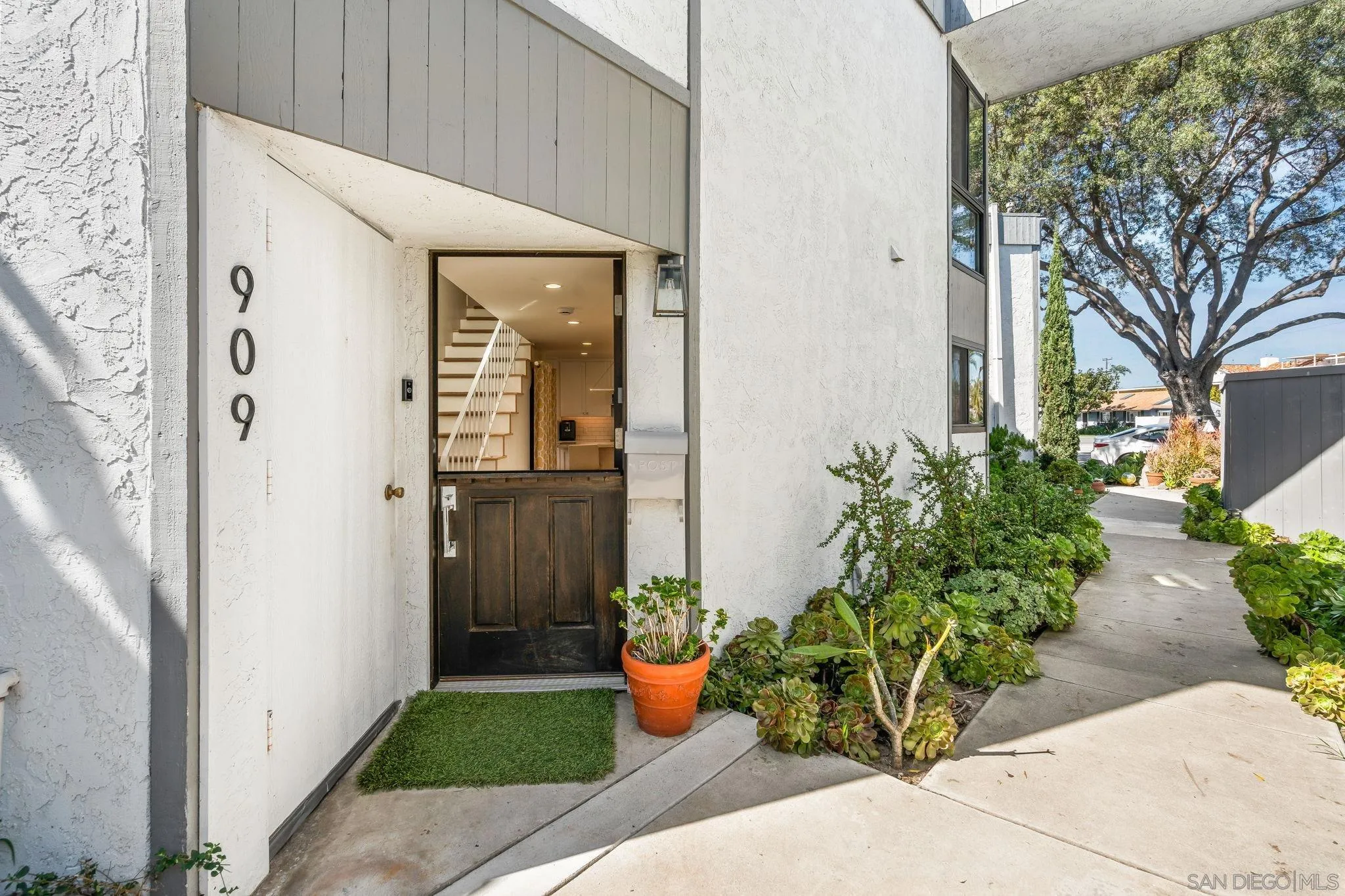 909 Olive Ave, Coronado, CA 92118 - Photo 4 of 102, Coronado, CA