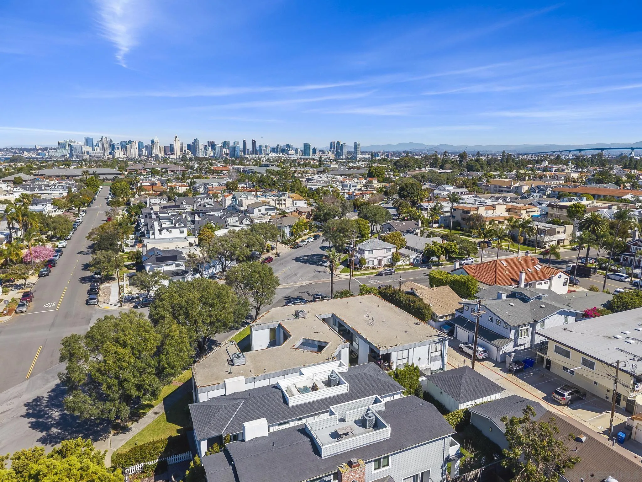 https://cdn.realtyfeed.com/cdn/127/260018335/32089a10dc457c91968b433d875e27e4.webp