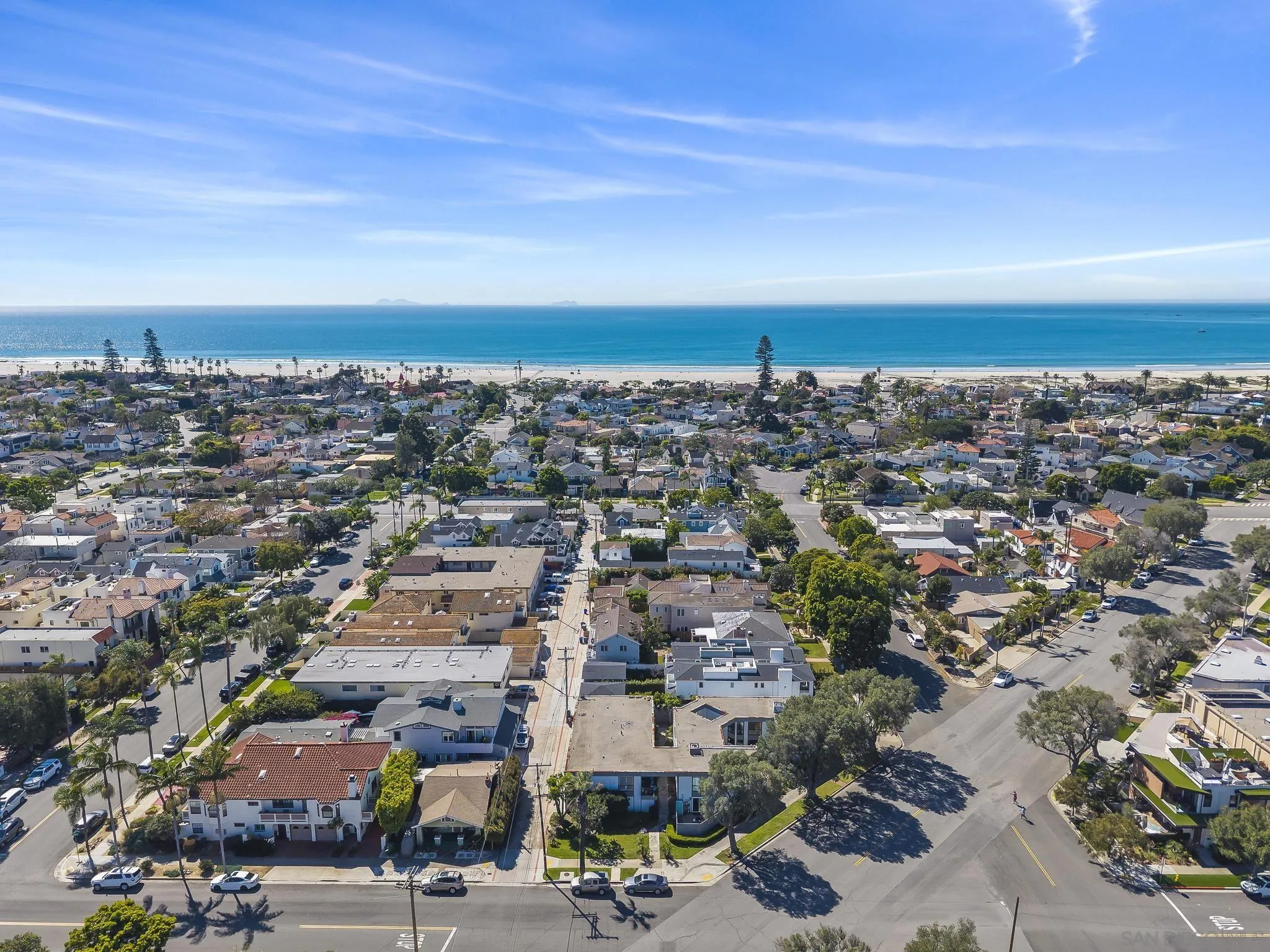 https://cdn.realtyfeed.com/cdn/127/260018335/6ed1a057ada37c7d5b6bafece198f1c9.webp