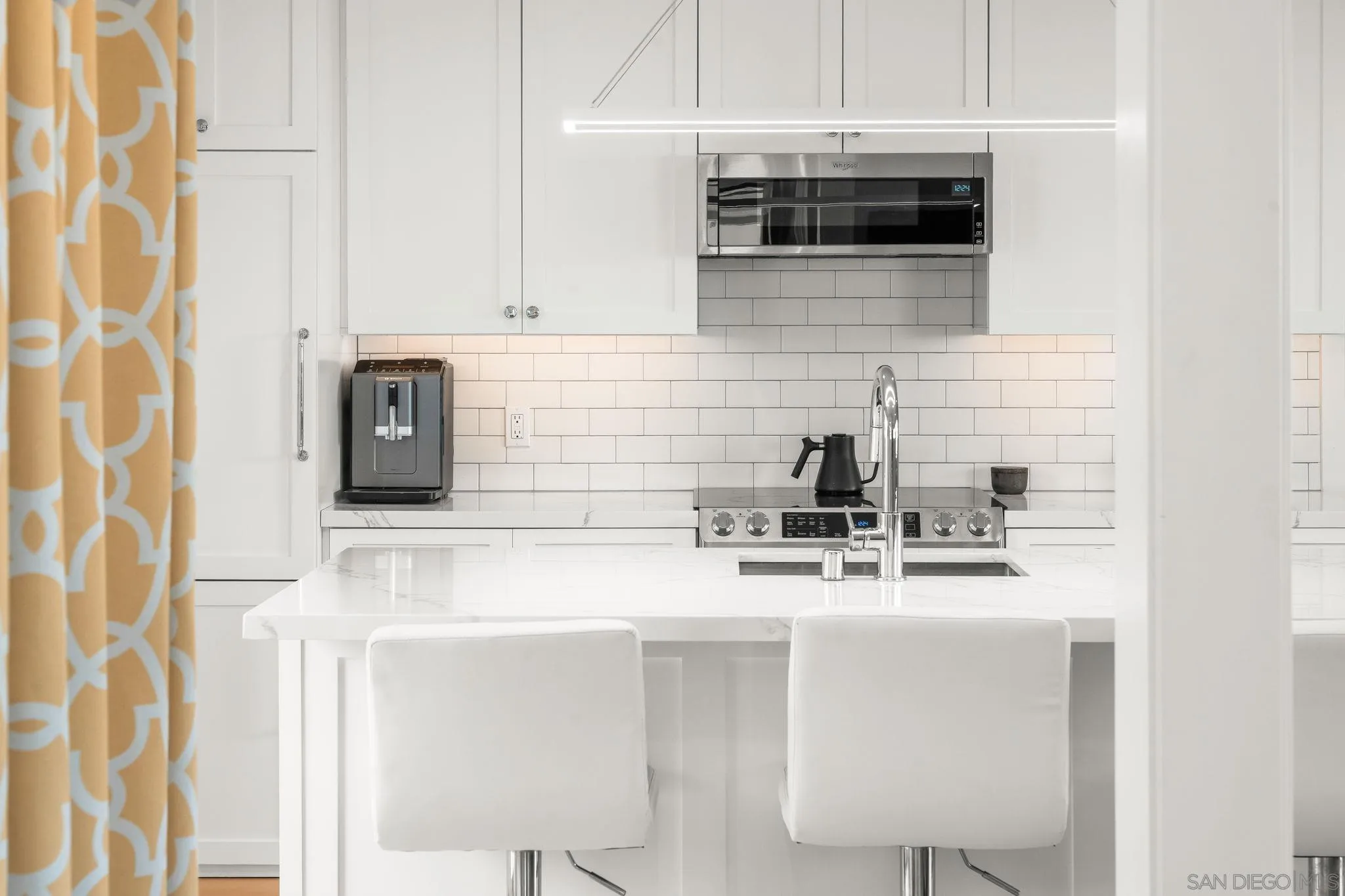 https://cdn.realtyfeed.com/cdn/127/260018335/ae8a80e2ab794d5335976c8a8cf7f9c7.webp