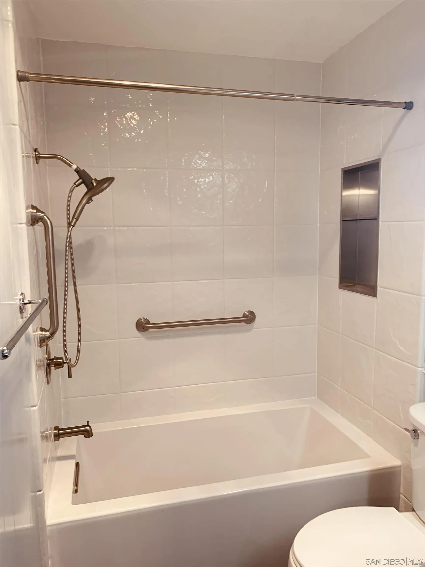 1145 Barham Dr #unit #186, San Marcos, CA 92078, photo 28