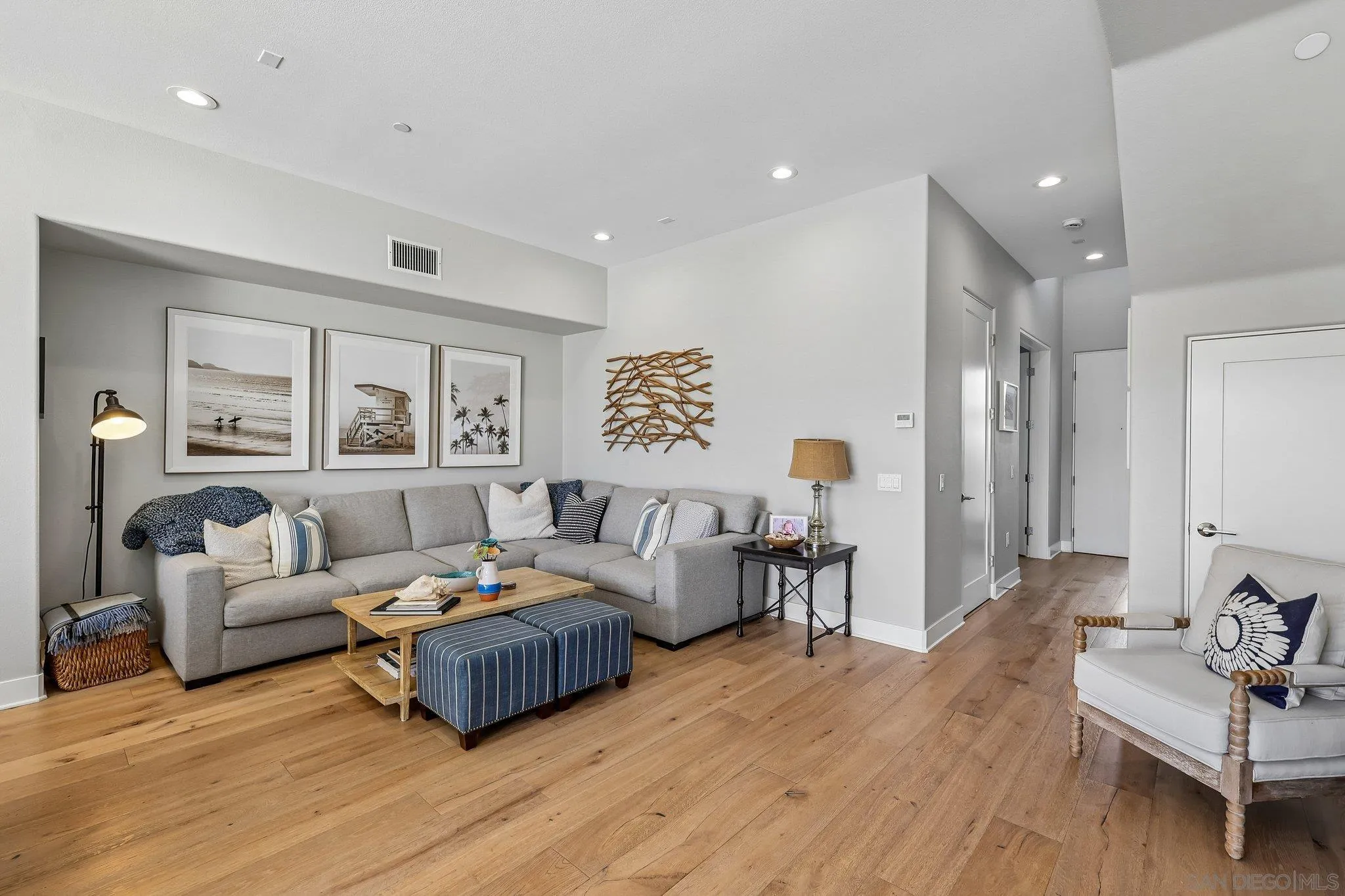 https://cdn.realtyfeed.com/cdn/127/260018340/4f4b815d5b22a40f0b62c279c5aeb3cb.webp