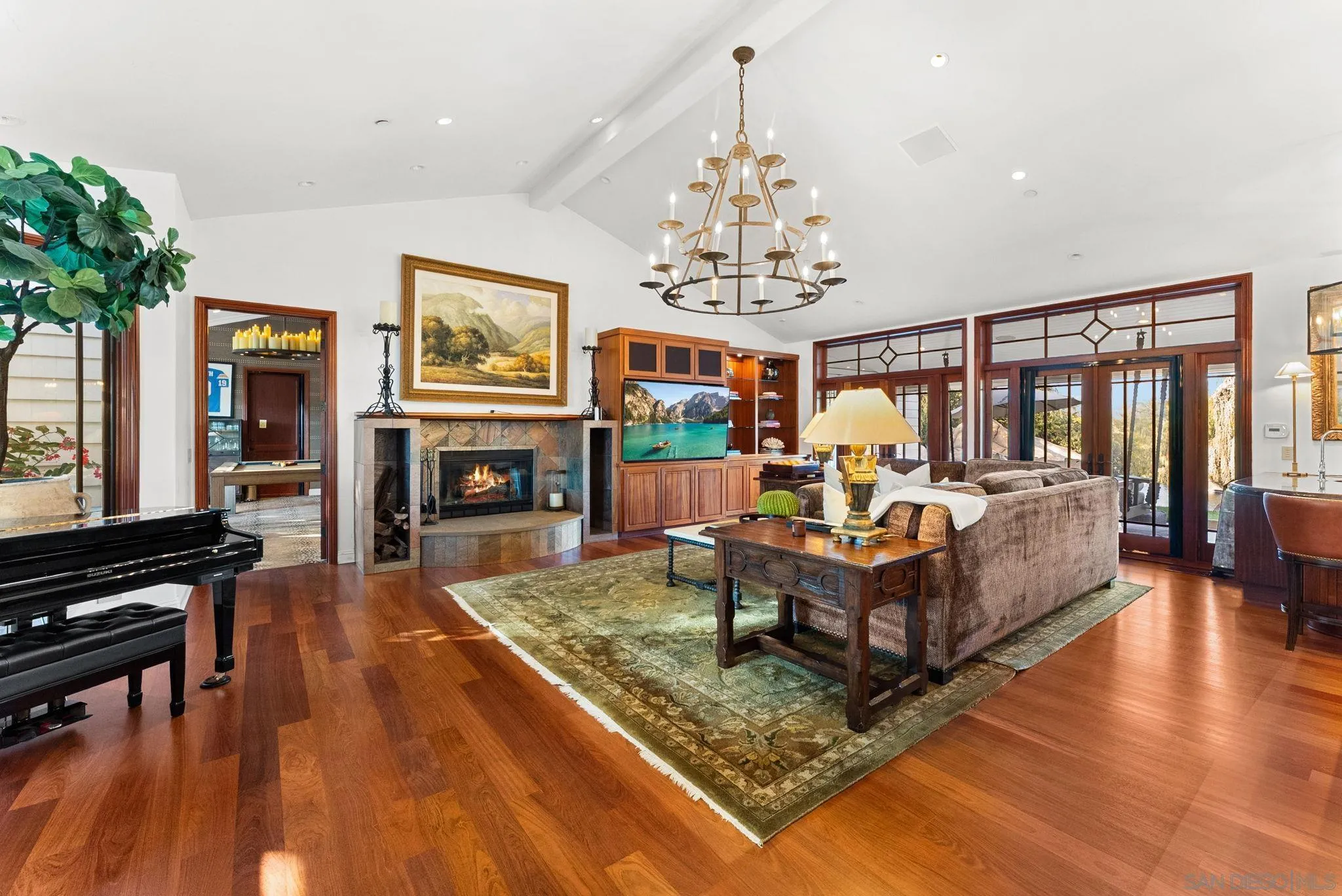 https://cdn.realtyfeed.com/cdn/127/260018355/8795161bc588e0e735c84f8404231899.webp