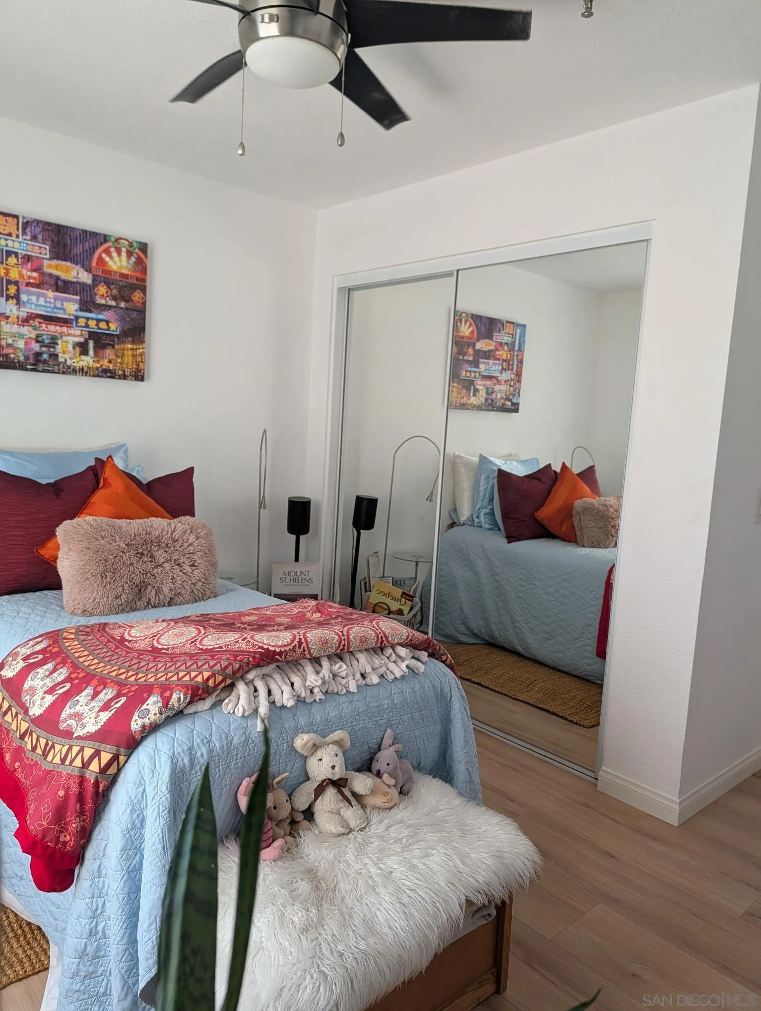 https://cdn.realtyfeed.com/cdn/127/260018358/86b1b4ad7a4964f917fb4b5917becf11.webp