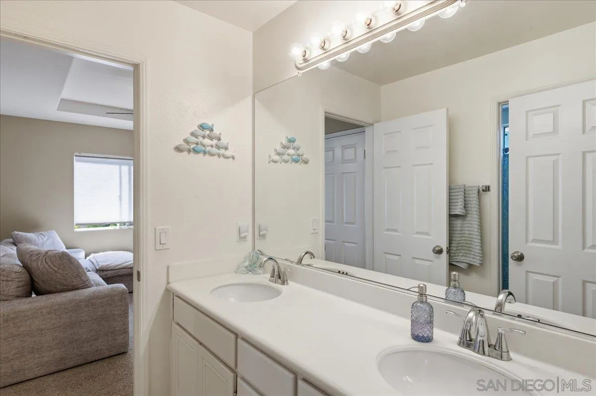 https://cdn.realtyfeed.com/cdn/127/260018360/34859ae388074ddbe1052f98e3aa1666.webp