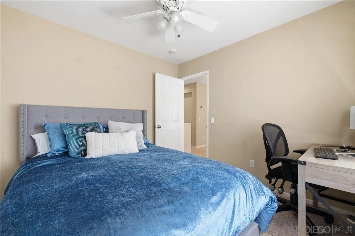 https://cdn.realtyfeed.com/cdn/127/260018360/c0b5d0afa60bbd4d56465dce7a196d63.webp