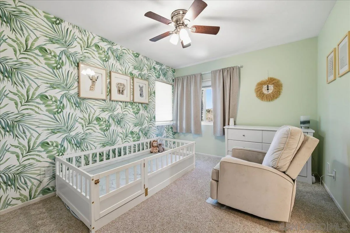 https://cdn.realtyfeed.com/cdn/127/260018360/df21f5f88e7225b0b4a1fdb8f2f8e0ca.webp
