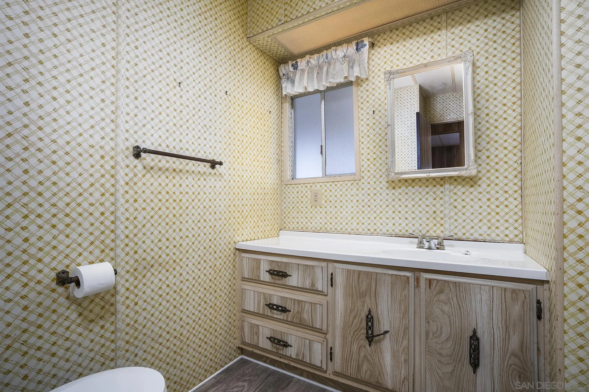 https://cdn.realtyfeed.com/cdn/127/260018362/7cf4a059f9c50b29aaa5bf1a467b86ec.webp