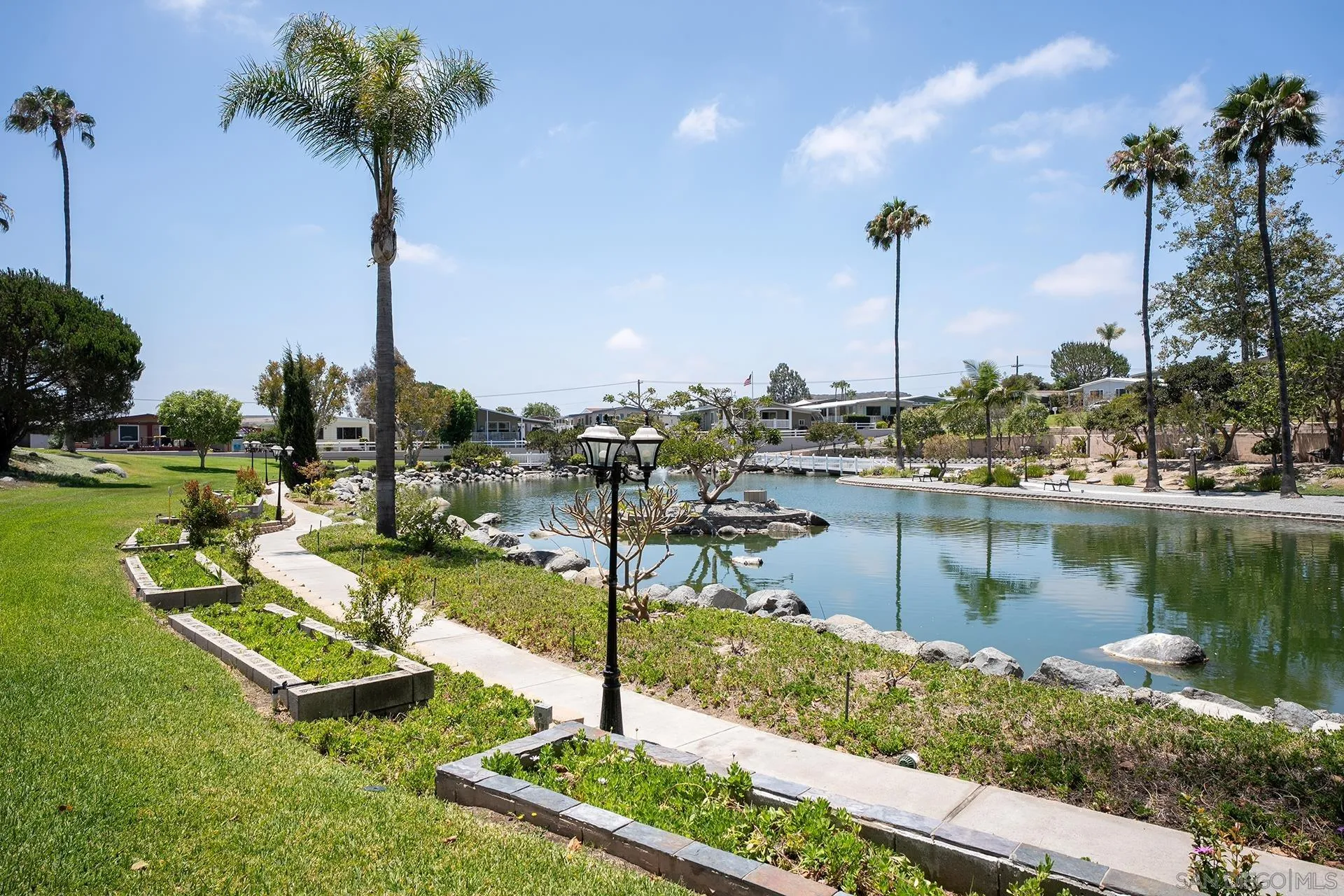 https://cdn.realtyfeed.com/cdn/127/260018362/82916cf445da575cc2b95ca2437acbc4.webp