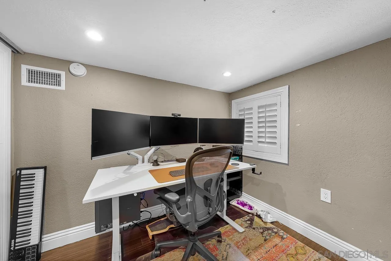 https://cdn.realtyfeed.com/cdn/127/260018367/087ccc16b36175175346720a7c1e31cb.webp