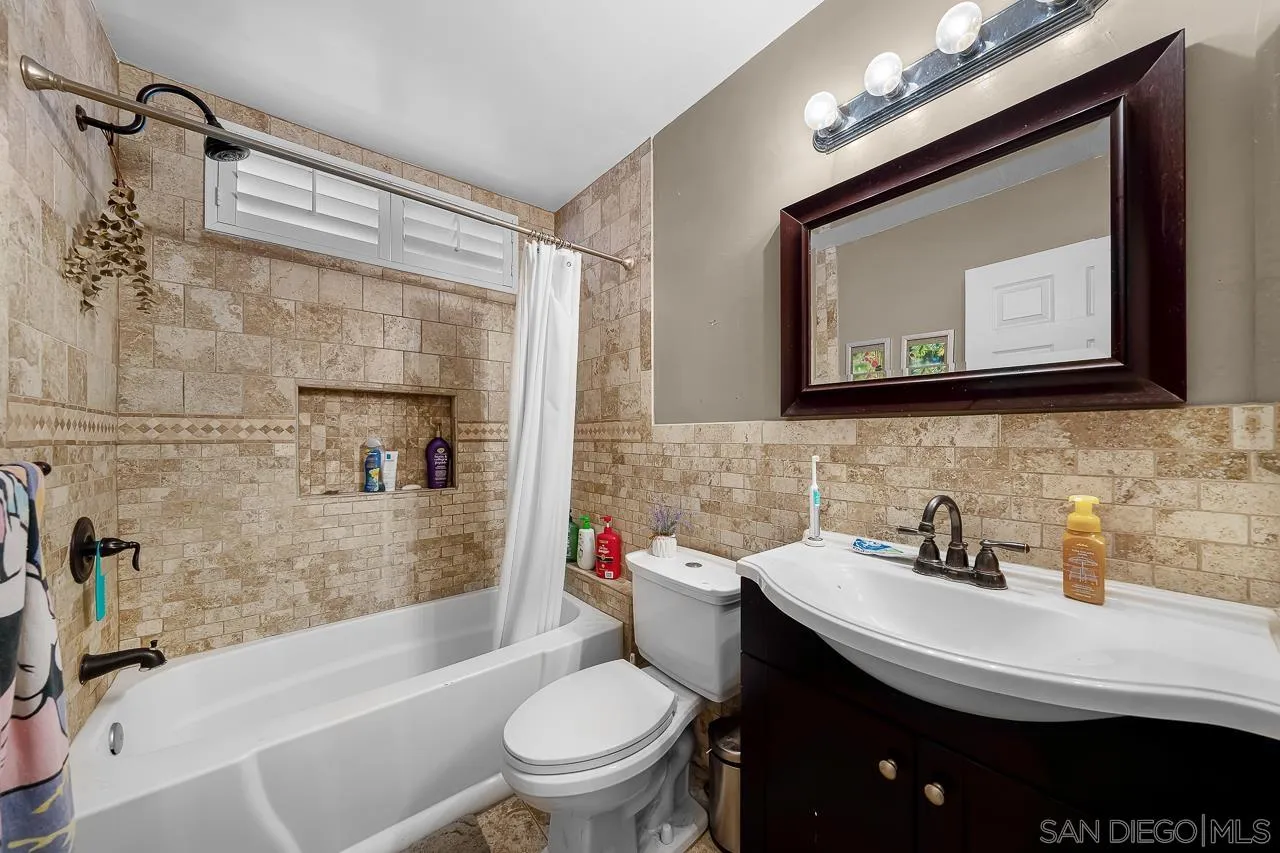 https://cdn.realtyfeed.com/cdn/127/260018367/178ada883c5ca5bab5b2652ebc69e713.webp