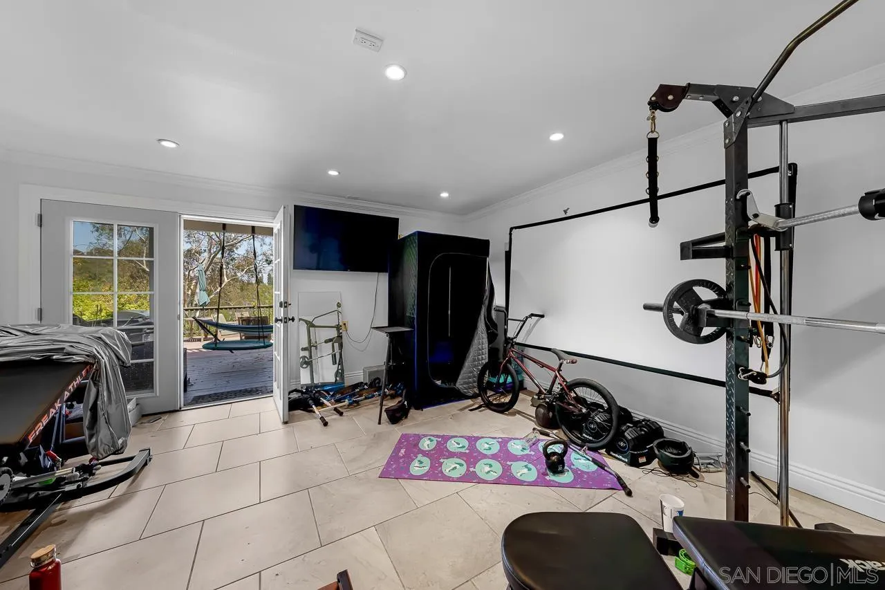 https://cdn.realtyfeed.com/cdn/127/260018367/1d0c648e67818a4f51a3387a0b7924cb.webp