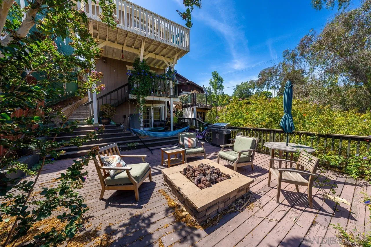 https://cdn.realtyfeed.com/cdn/127/260018367/9b8d0cd517591e43df249f6237a9f17a.webp