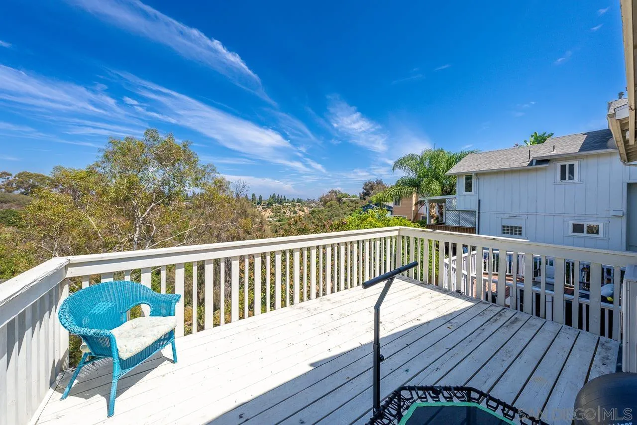 https://cdn.realtyfeed.com/cdn/127/260018367/cfadbdda9cd444561e9e175014f7d1ab.webp