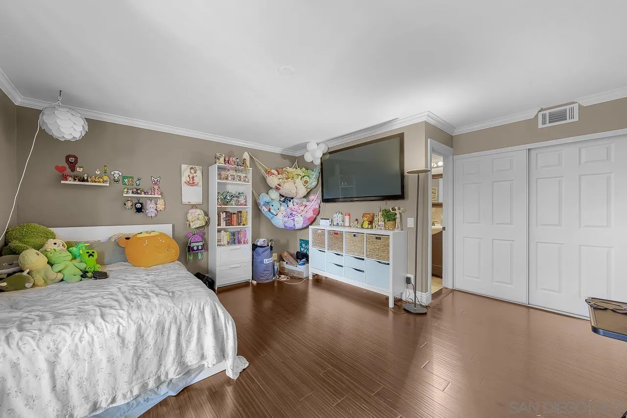 https://cdn.realtyfeed.com/cdn/127/260018367/d7d854f30c83059745bb1750b2e11d6e.webp