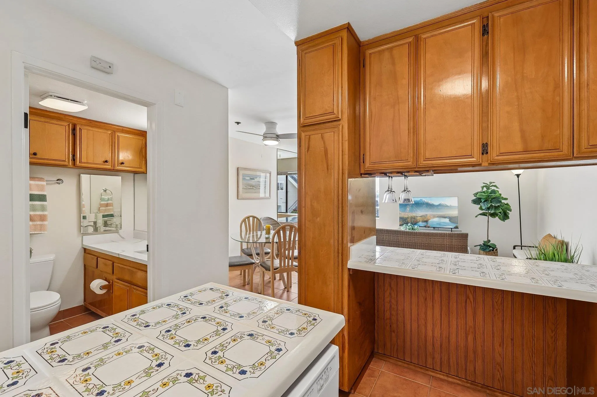 https://cdn.realtyfeed.com/cdn/127/260018373/1c3fd662bf6122d0d53b9cf058bdc8e3.webp